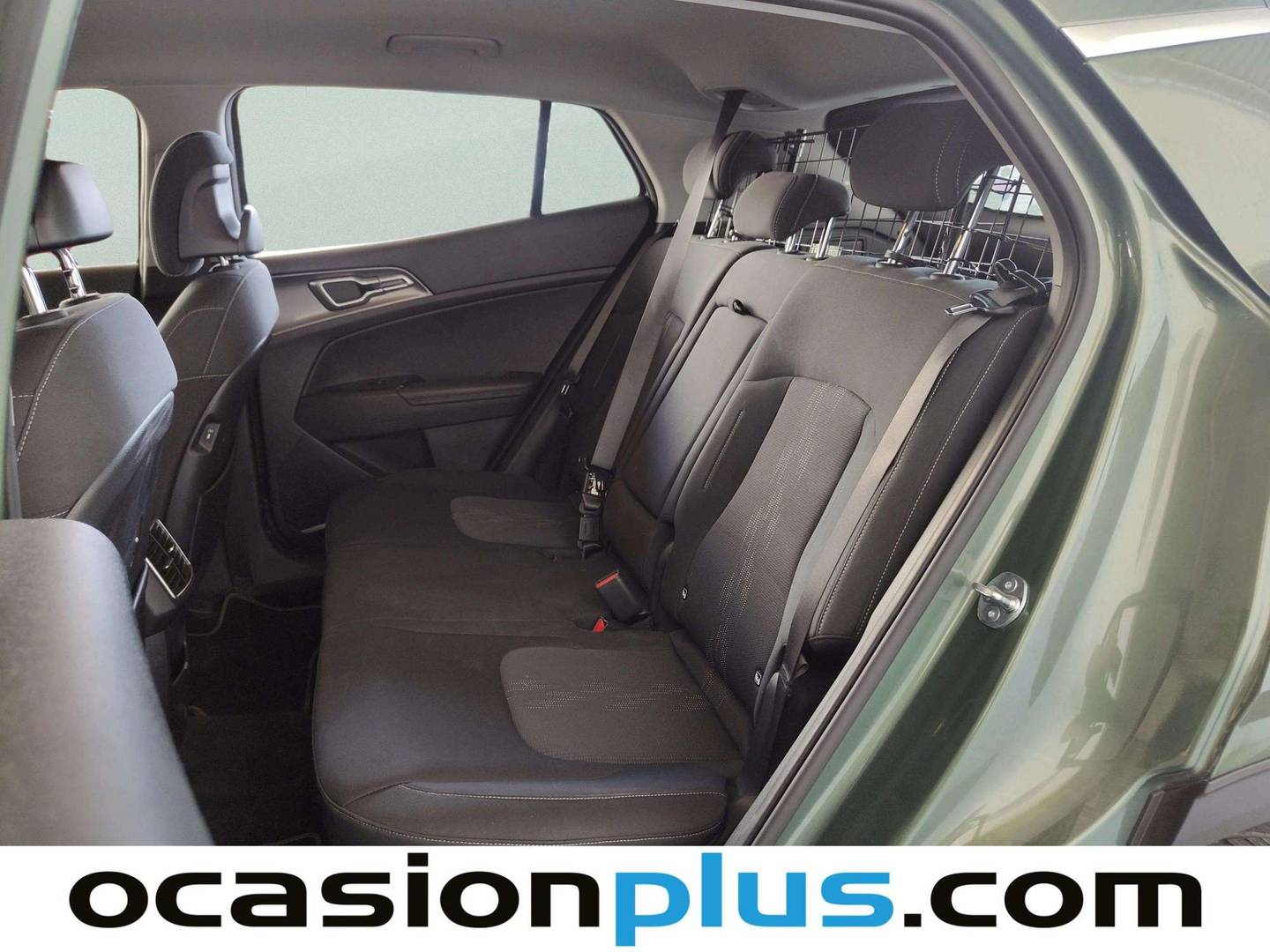 Foto asientos traseros KIA Sportage KIA Sportage 1.6 T-GDi HEV Drive 4x2 (215 CV)