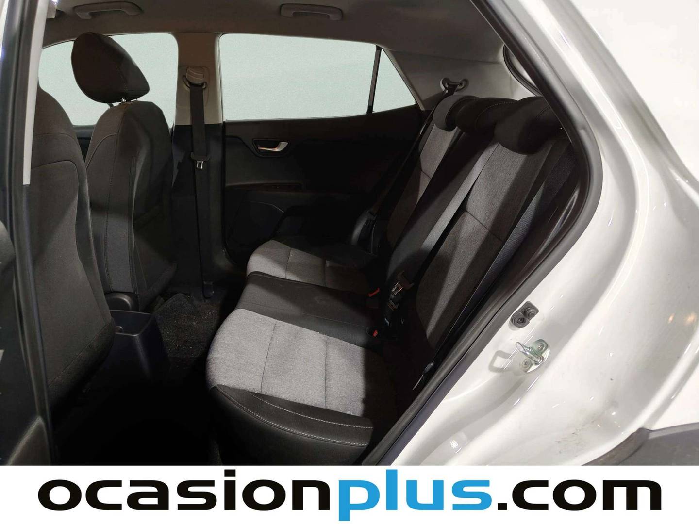 Foto asientos traseros KIA Stonic KIA Stonic 1.2 DPi Drive (79 CV)