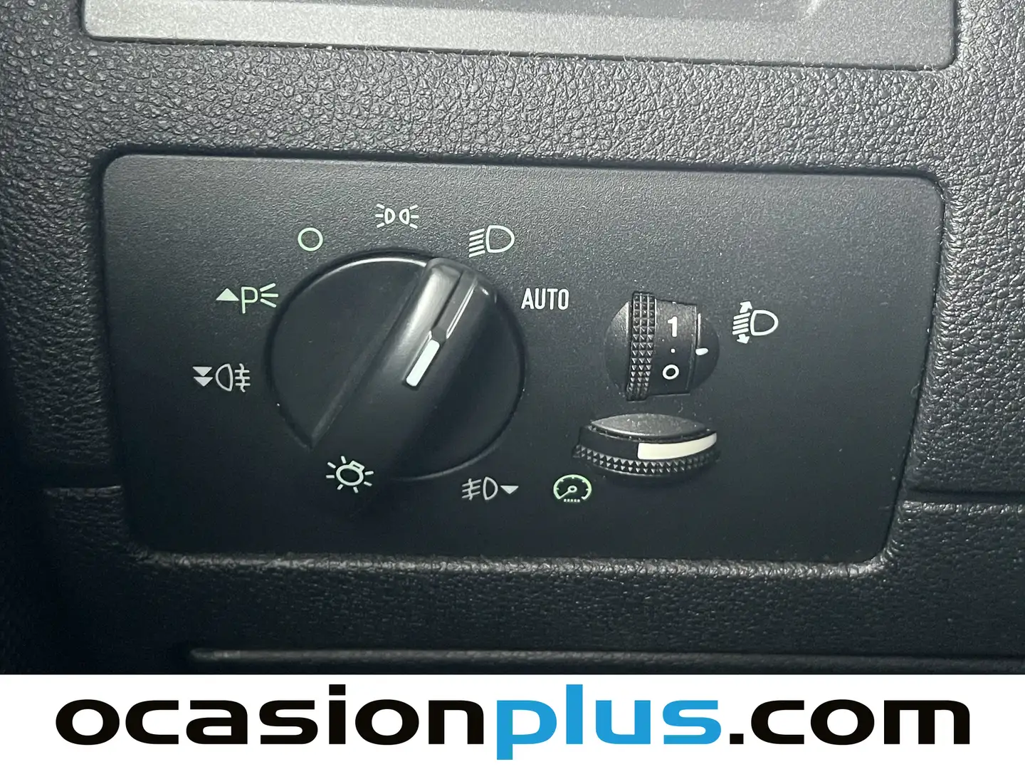 Foto Ford Mondeo Ford Mondeo 2.0i 16v Ghia (145 CV)