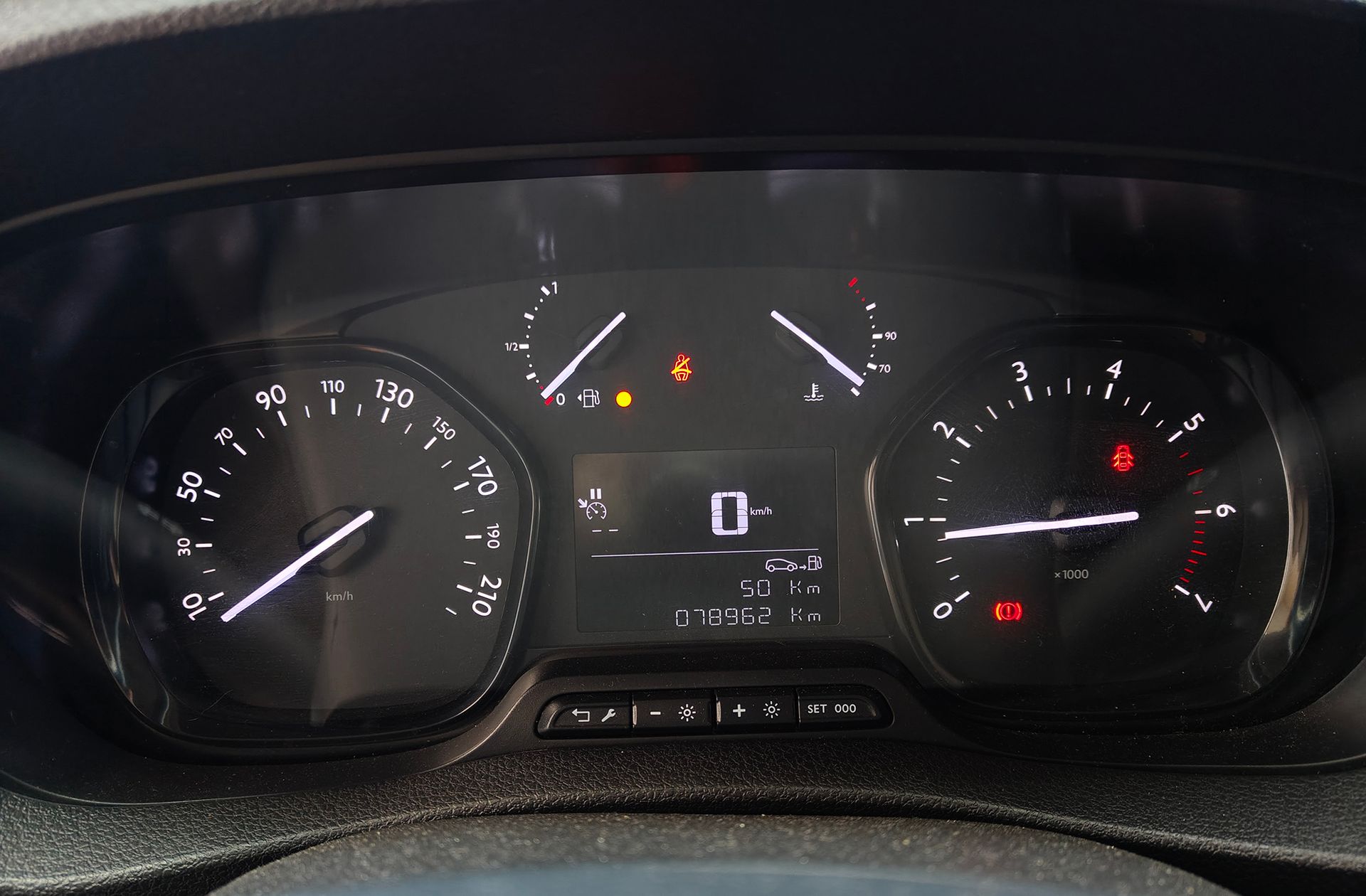 Toyota Proace Verso 2.0D VX Plus Shuttle L1 9 plazas - foto 27