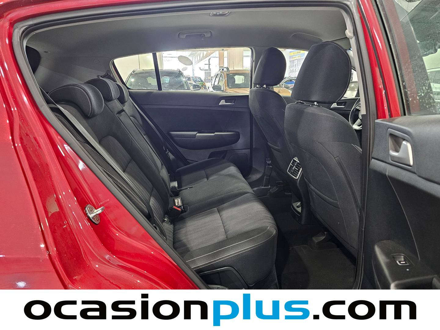 Foto KIA Sportage Kia Sportage 1.6 MHEV Business 4x2 DCT (136 CV)