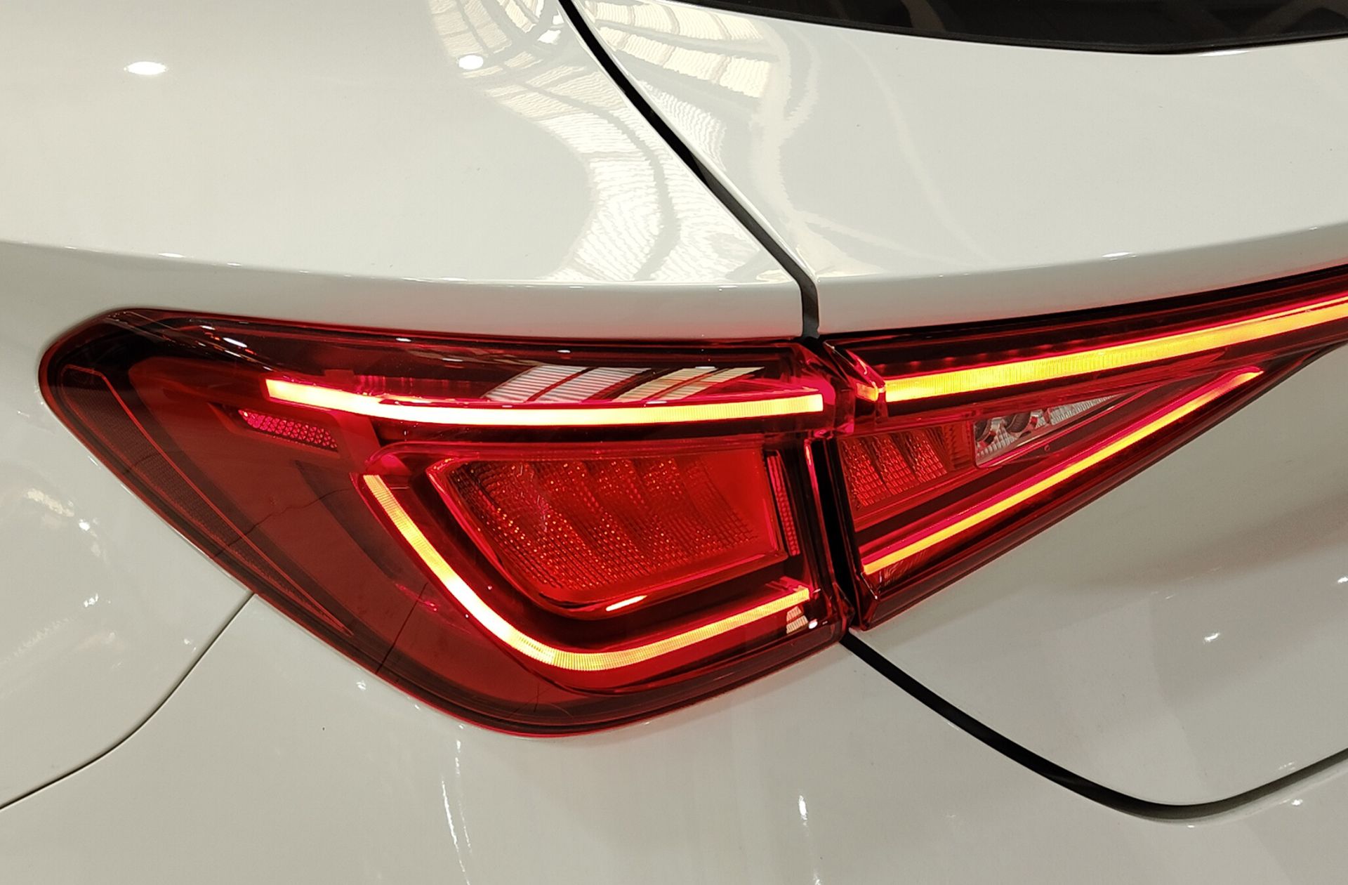 Cupra León 1.5 eTSI DSG - foto 17
