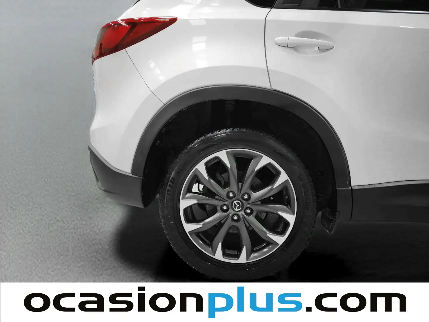 Foto Mazda CX-5 Mazda CX-5 2.2 DE Luxury 4WD AT (175 CV)