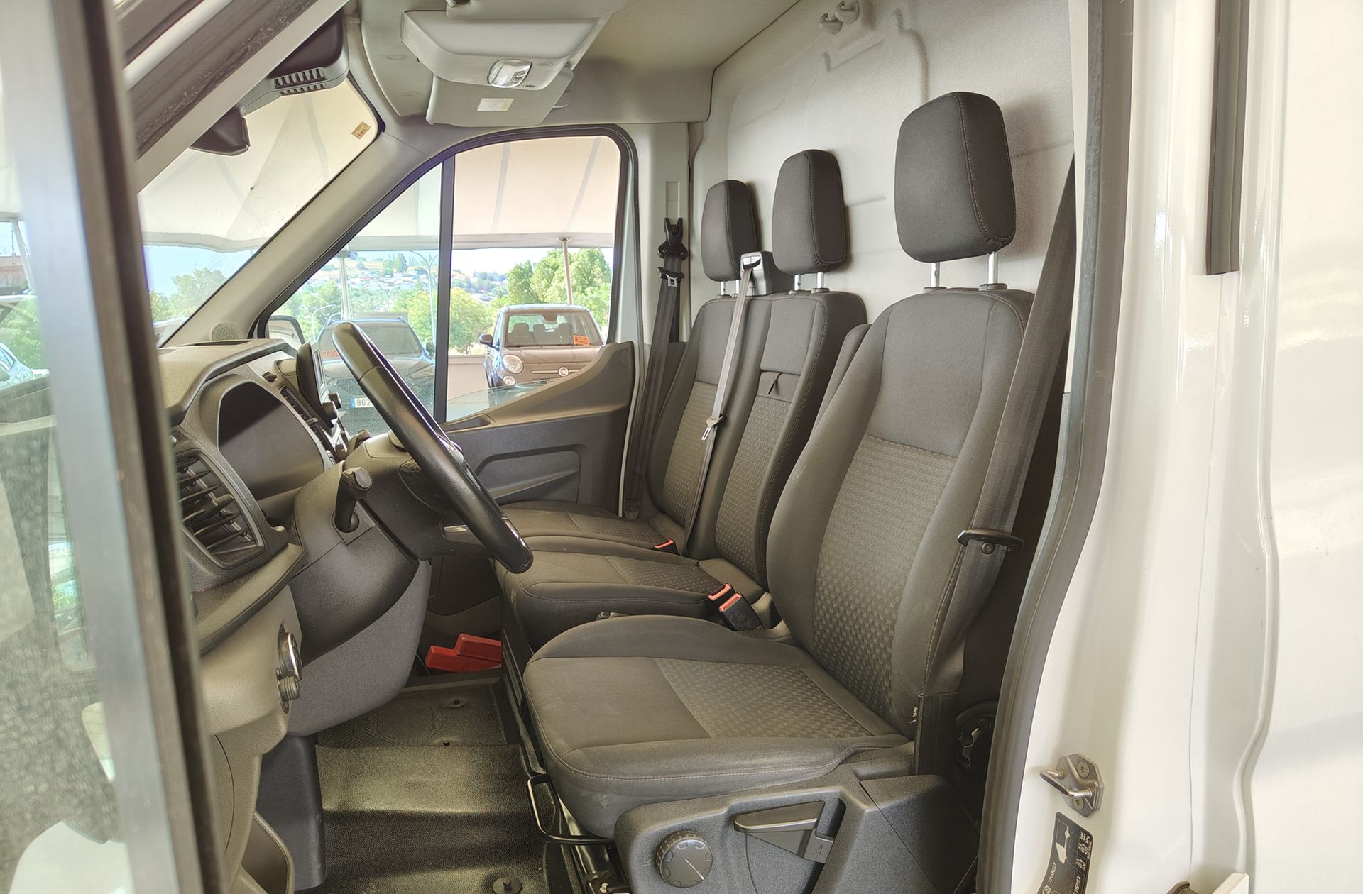 Ford Transit Furgon 350 MHEV L2H2 Trend RWD - foto 10