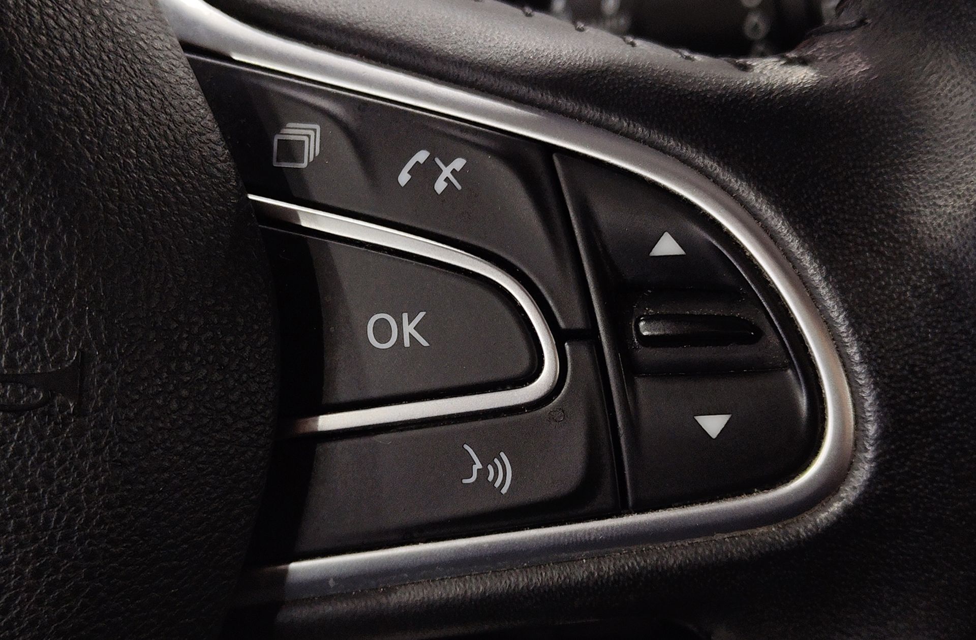 Renault Scénic Zen TCe GPF EDC - foto 23