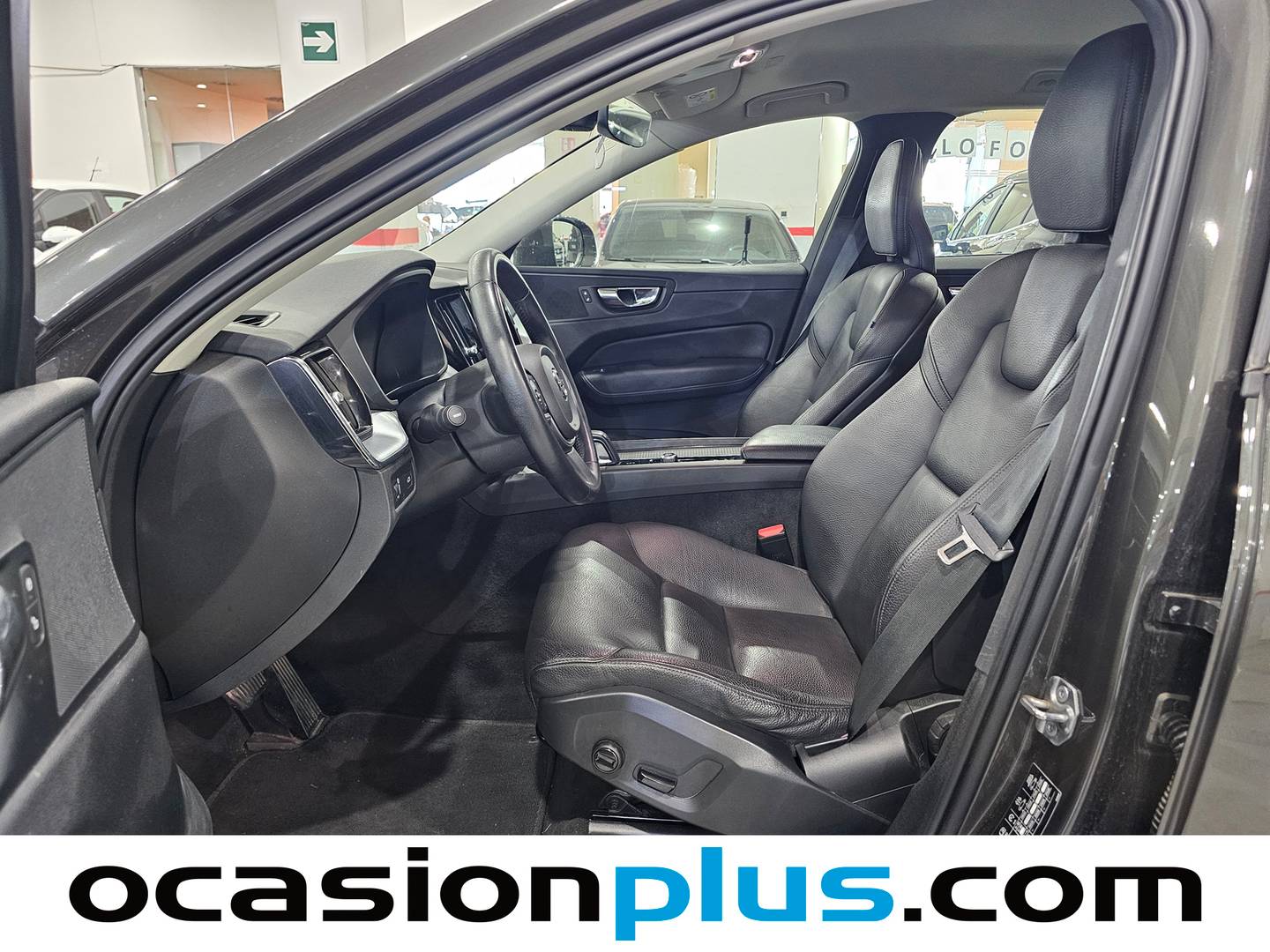 Foto asientos delanteros Volvo XC60 Volvo XC60 D4 Business Plus AWD Auto (197 CV)