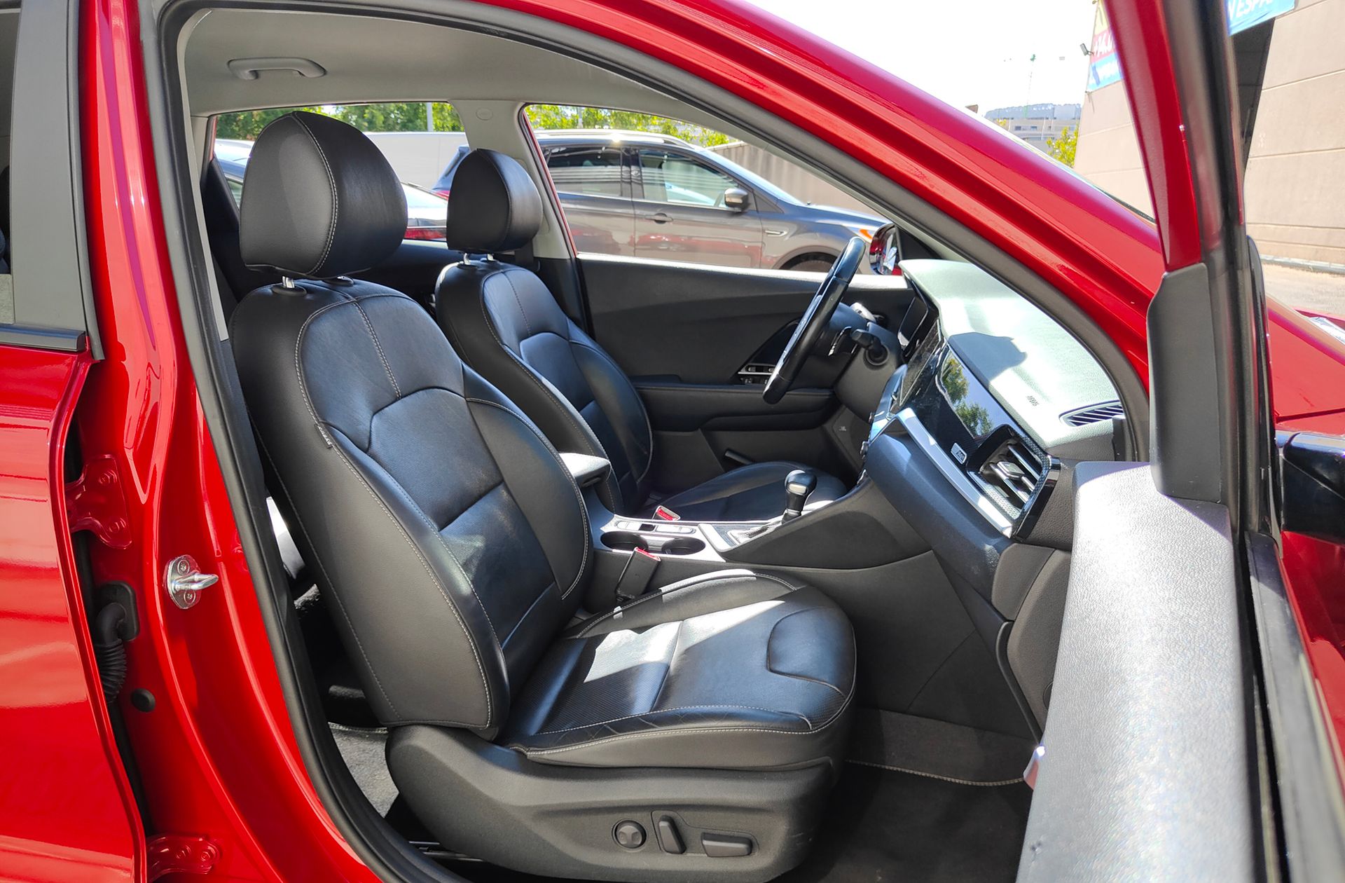 Kia Niro 1.6 GDi PHEV Híbrido Emotion - foto 20