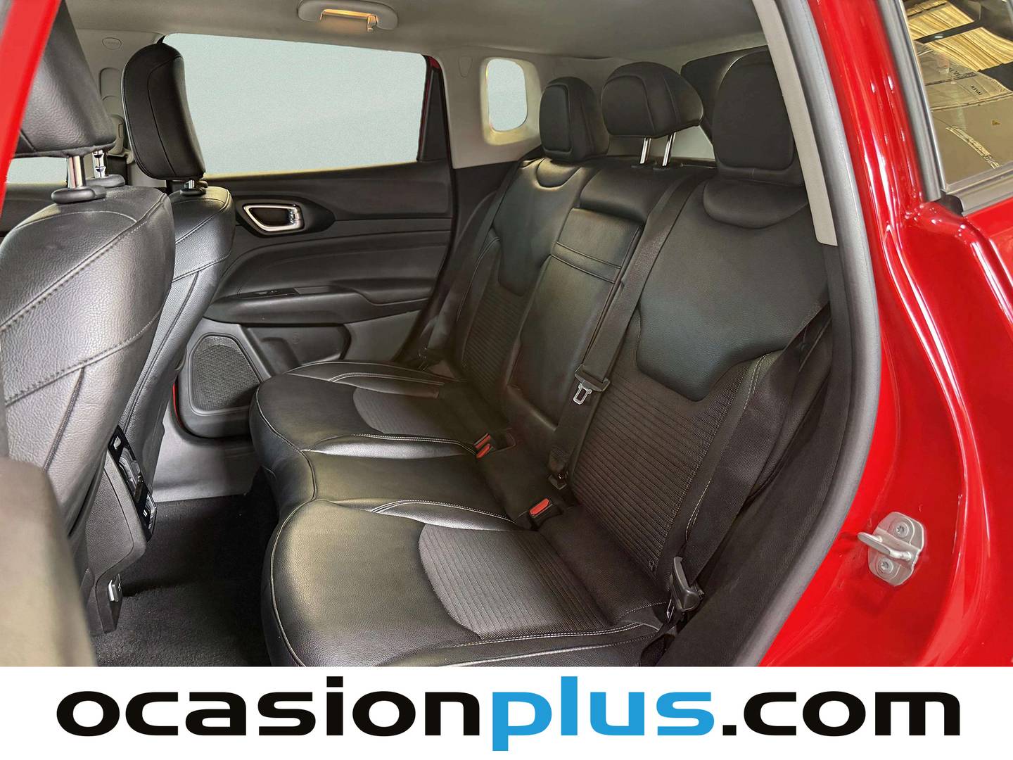 Foto asientos traseros Jeep Compass Jeep Compass 1.5 MHEV Night Eagle DCT (130 CV)
