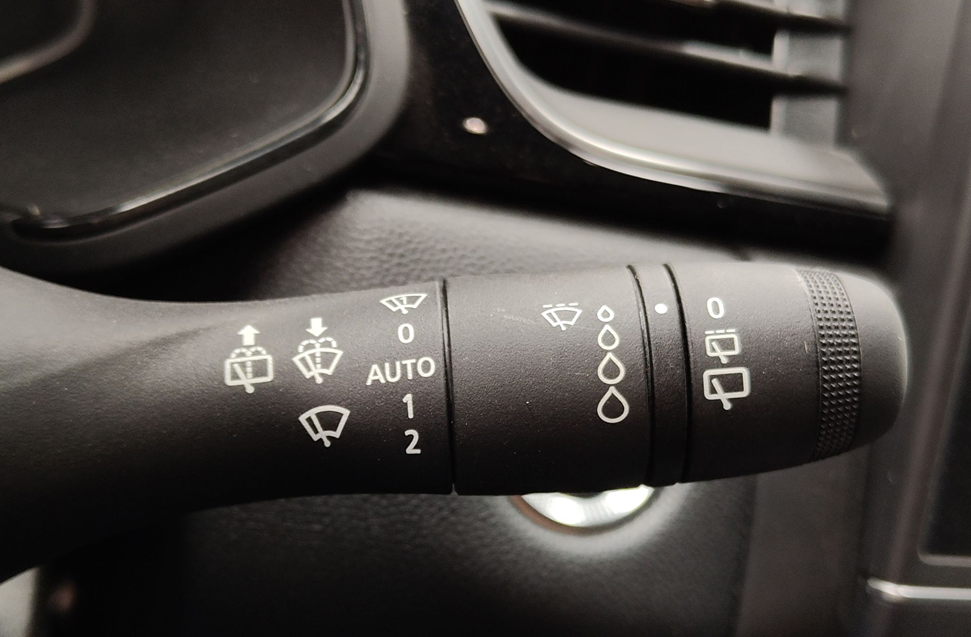 Mitsubishi ASX 130T MHEV Kaiteki - foto 28