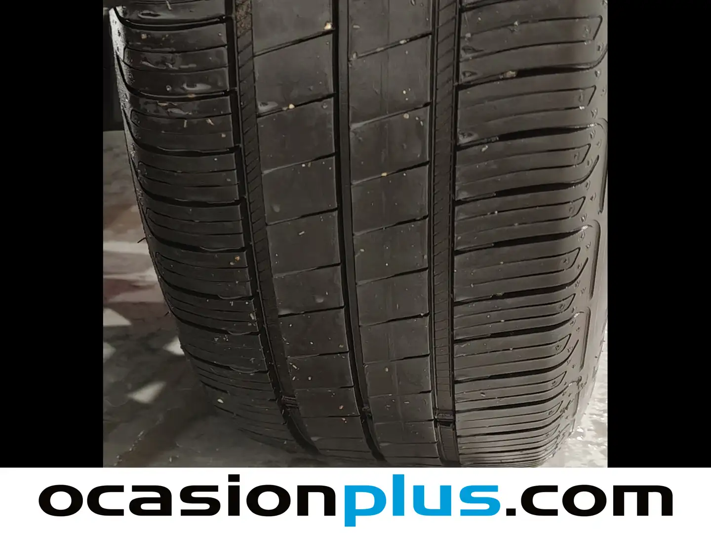 Foto Citroën C4 X Citroen C4 X PureTech 130 S&S Plus EAT8 (131 CV)