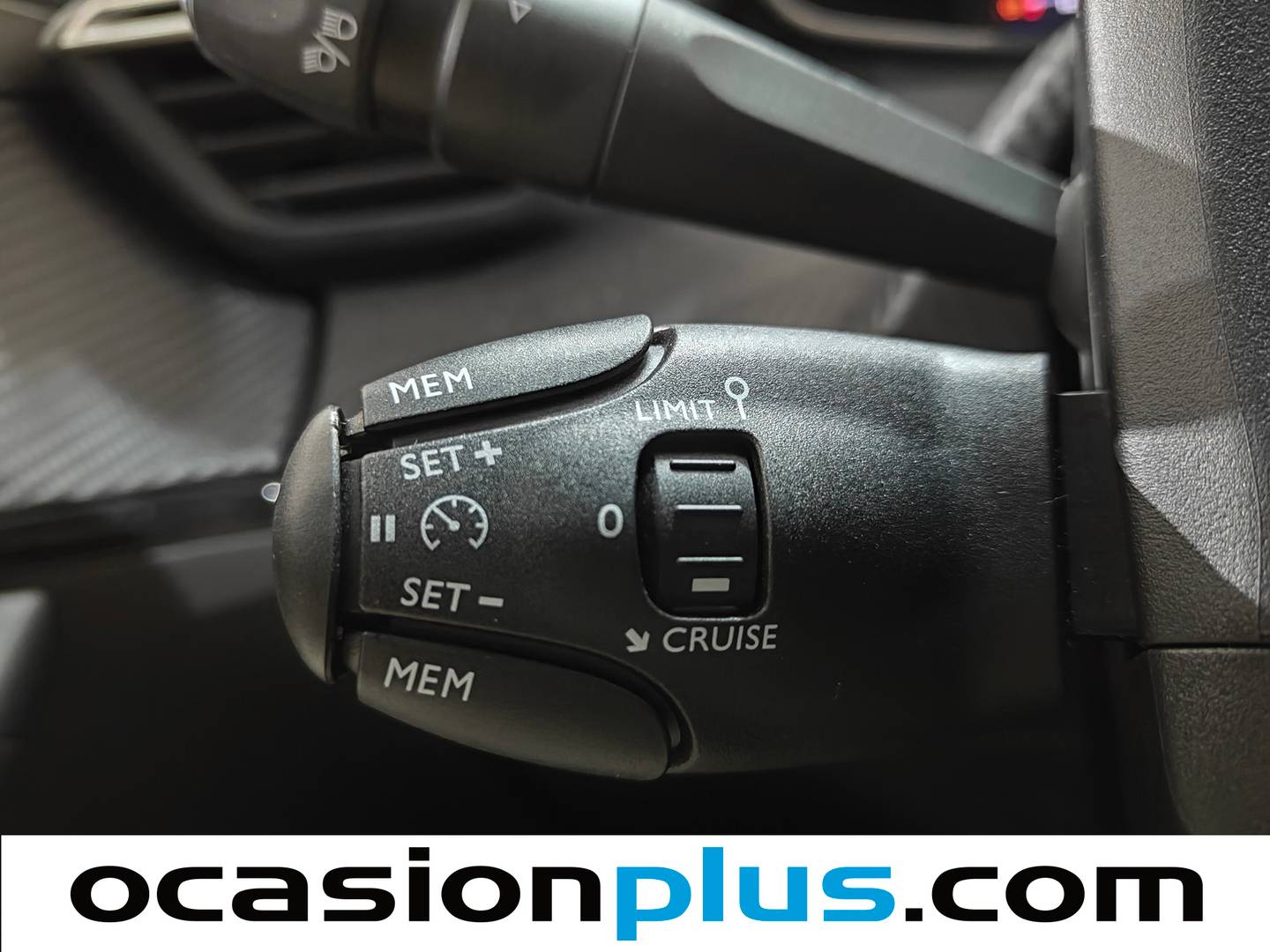 Foto Peugeot 2008 Peugeot 2008 PureTech 100 S&S Allure (100 CV)