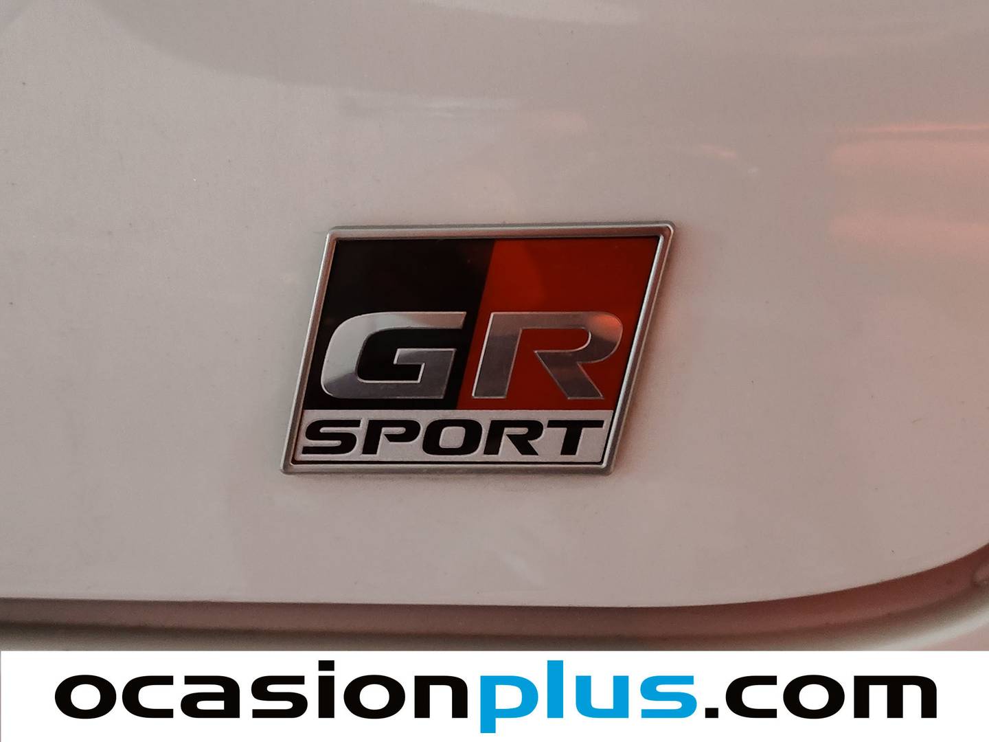 Foto Toyota C-HR Toyota C-HR 180H GR Sport (184 CV)