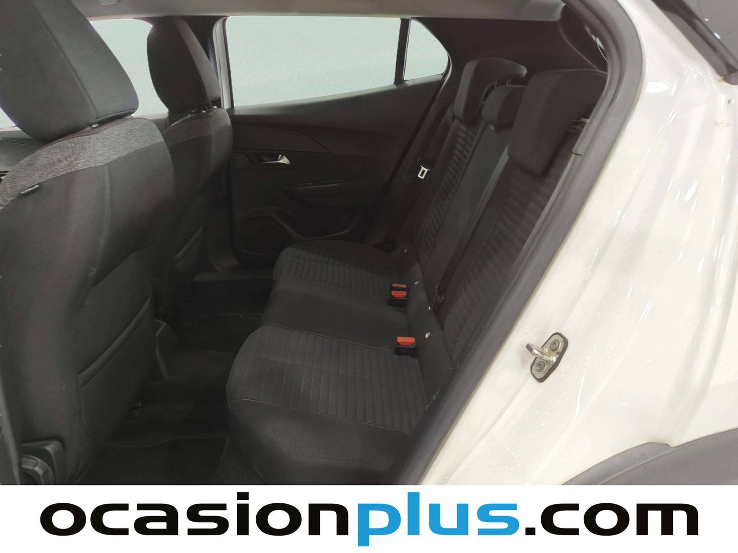 Foto asientos traseros Peugeot 2008 Peugeot 2008 BlueHDi 100 S&S Active (100 CV)