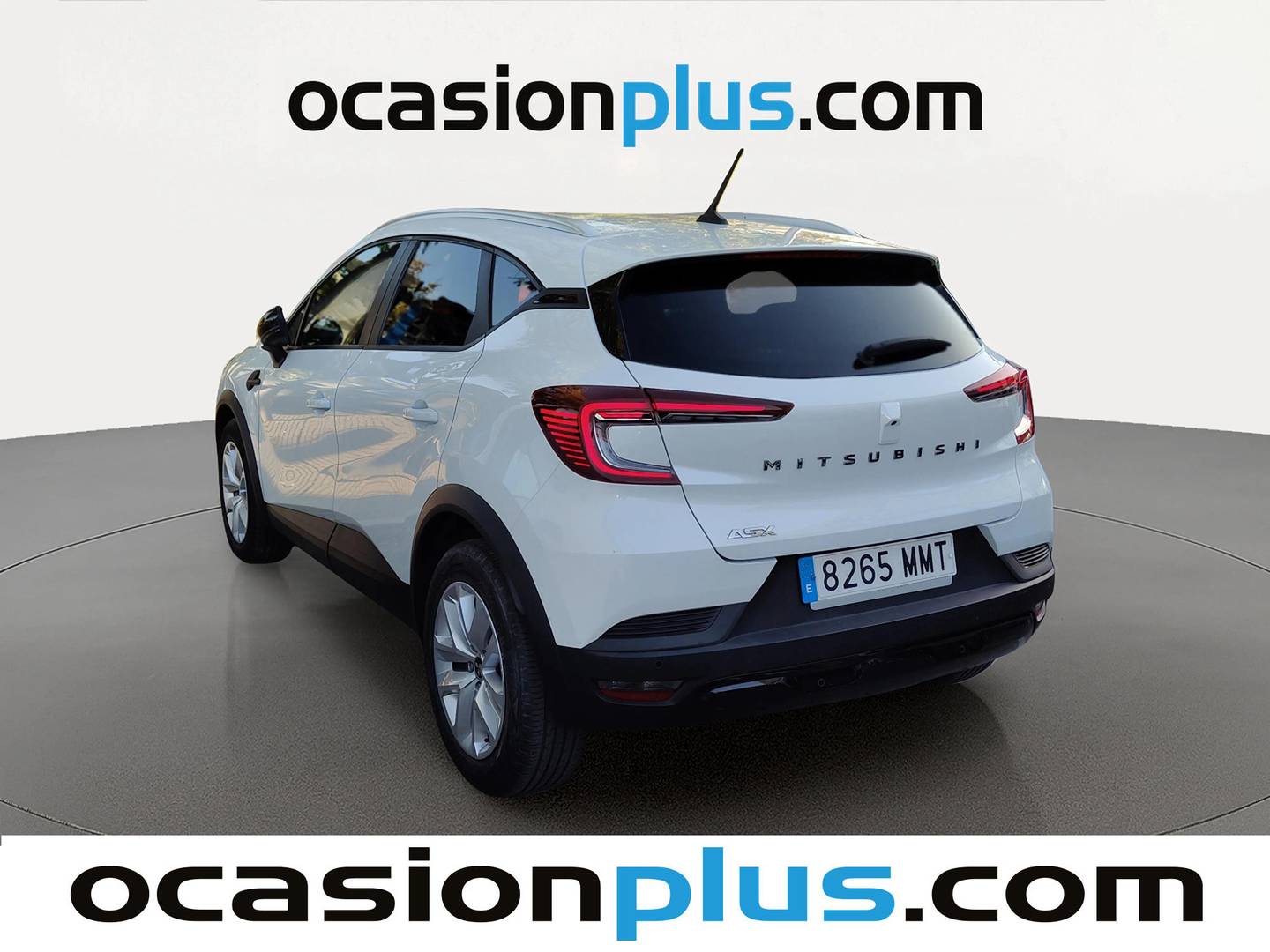 Foto trasera Mitsubishi ASX Mitsubishi ASX 130T MHEV Motion (140 CV) izquierda