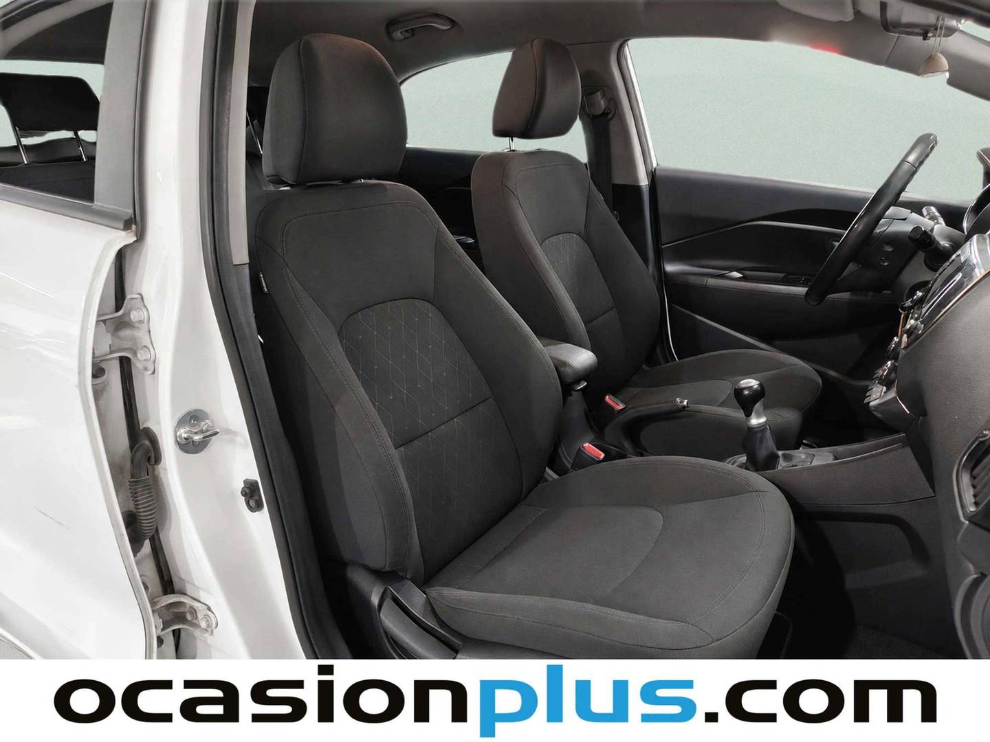 KIA Rio KIA Rio 1.2 CVVT UEFA Euro2016 Eco-Dynamics (84 CV) manual