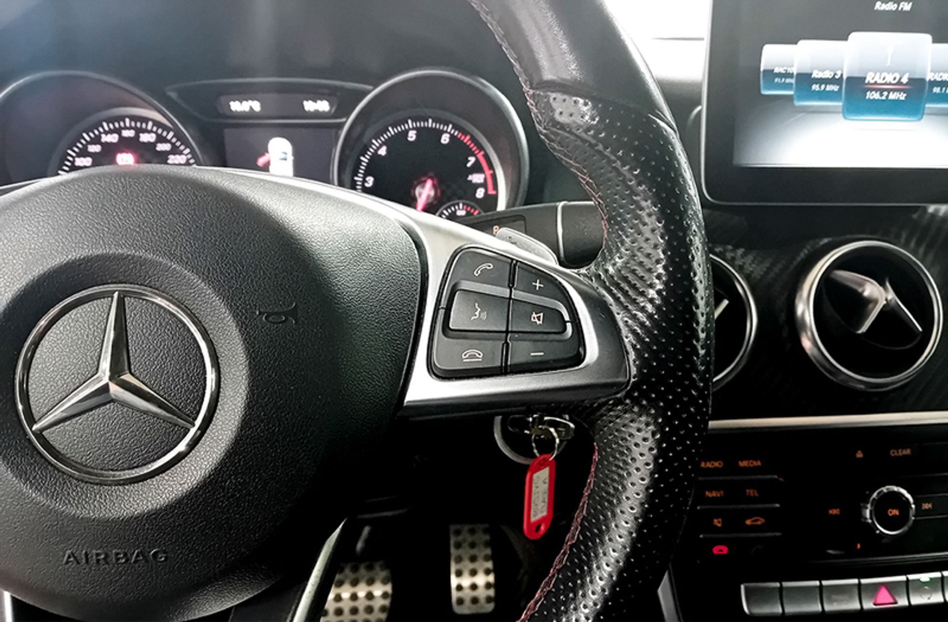 Mercedes-Benz Clase A 180 Pack AMG - foto 29