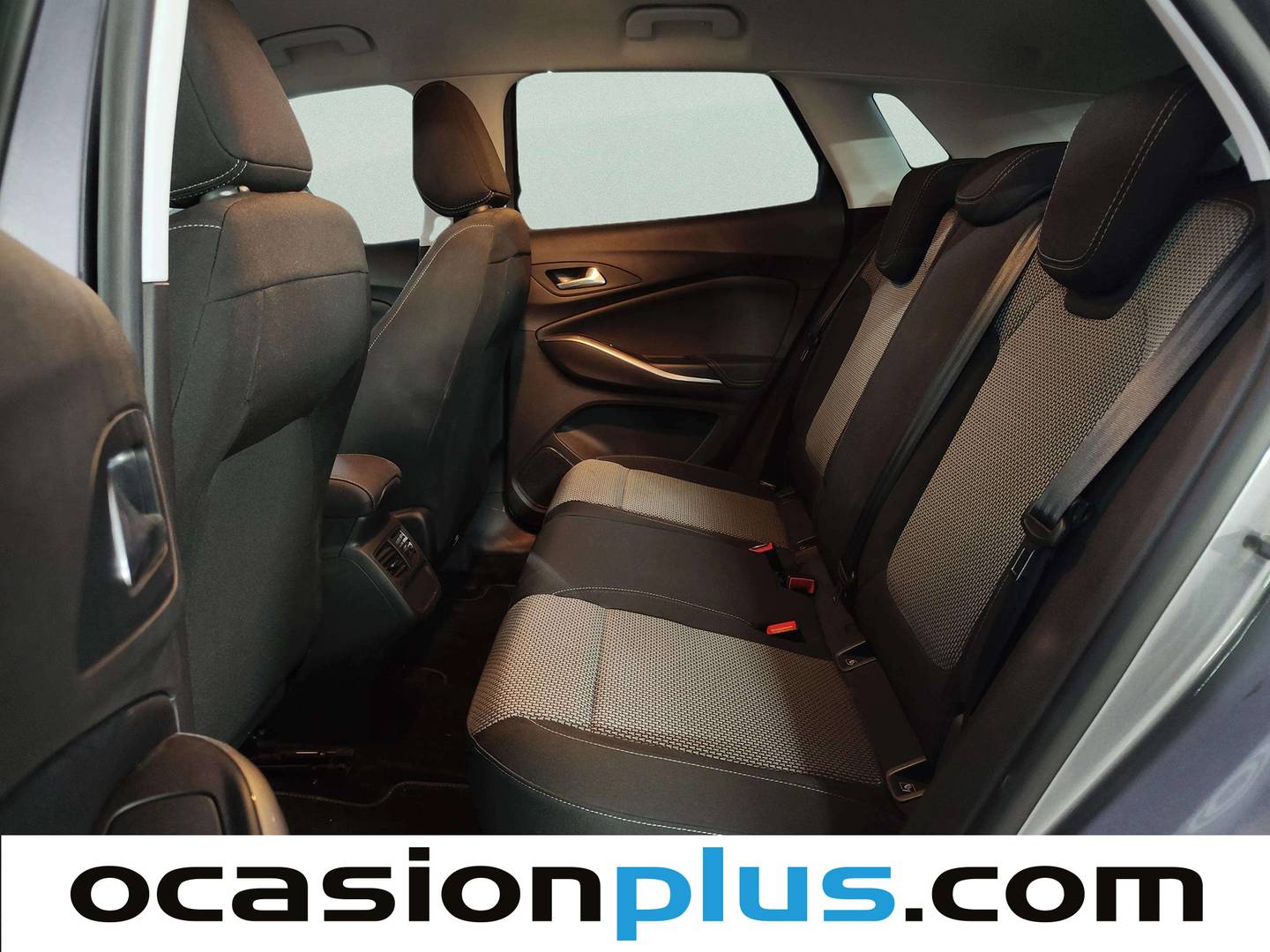 Foto asientos traseros Opel Grandland Opel Grandland 1.2 Turbo GS Line (130 CV)