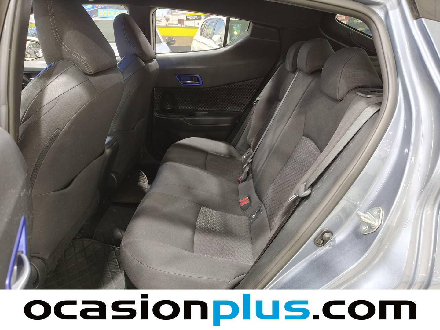 Foto Toyota C-HR Toyota C-HR 180H Advance (184 CV)