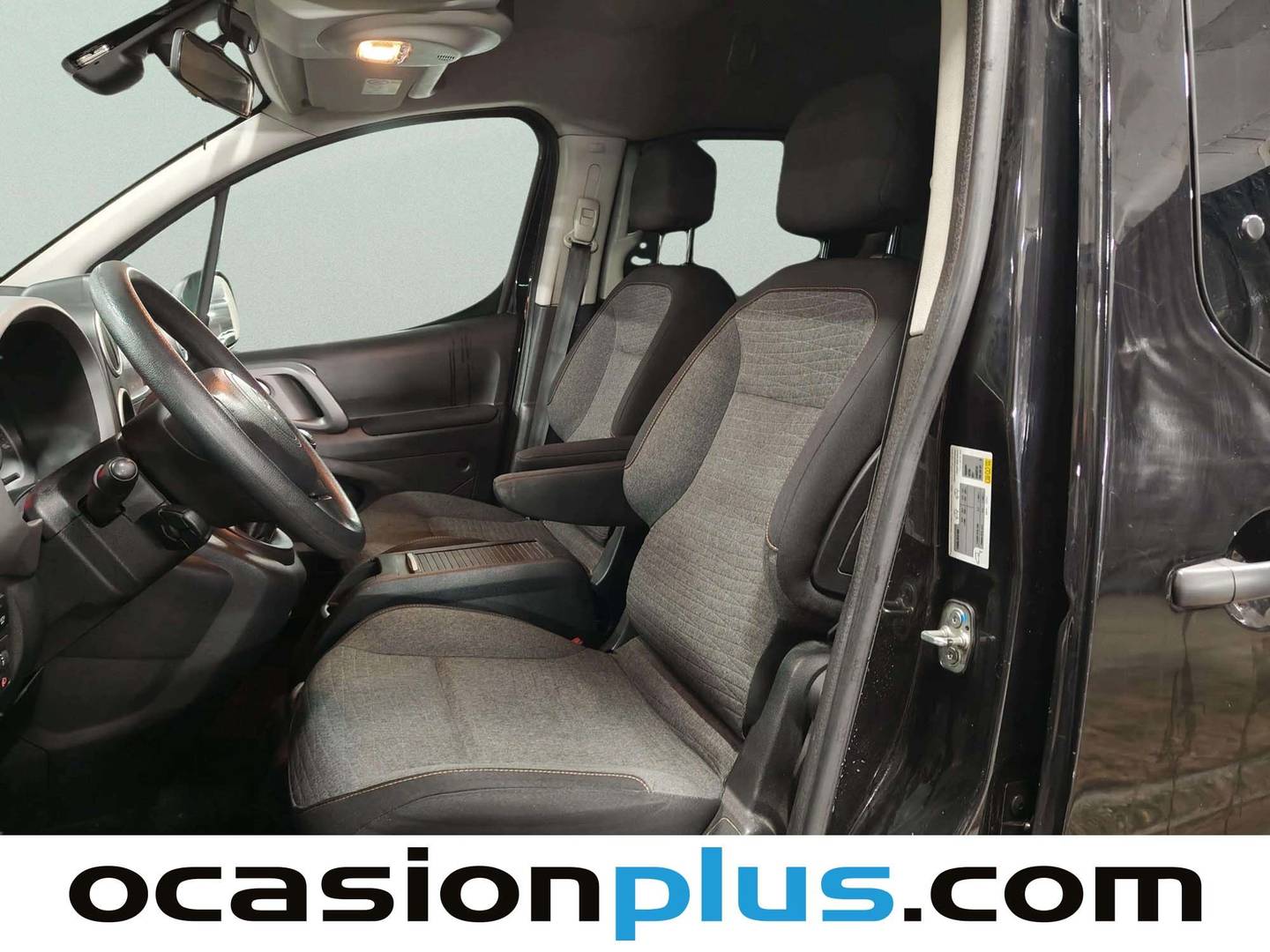 Foto asientos delanteros Citroën Berlingo Citroen Berlingo Multispace 20 Aniversario PureTech (110 CV)