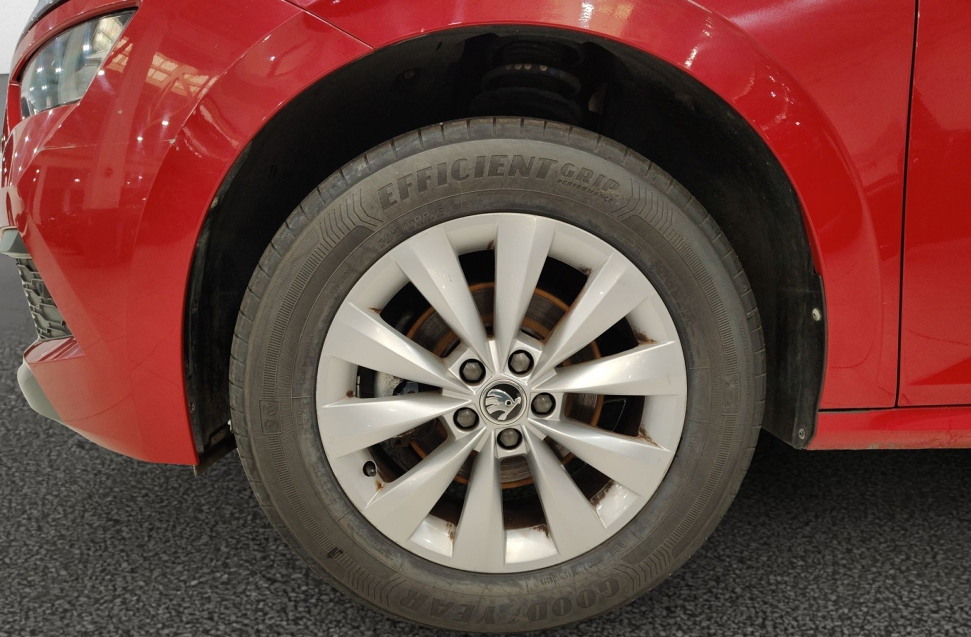 Škoda Kamiq 1.0 TSI Emotion - foto 38