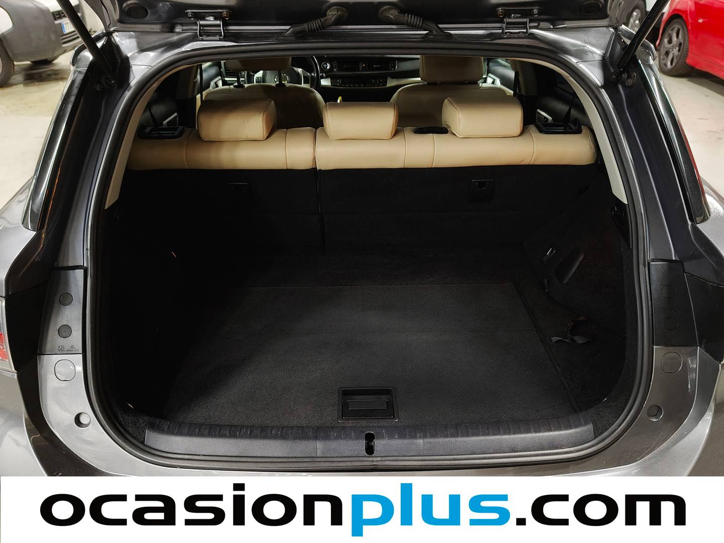 Fotos maletero Lexus CT Lexus CT 200h Hybrid Plus MY12 (136 CV)