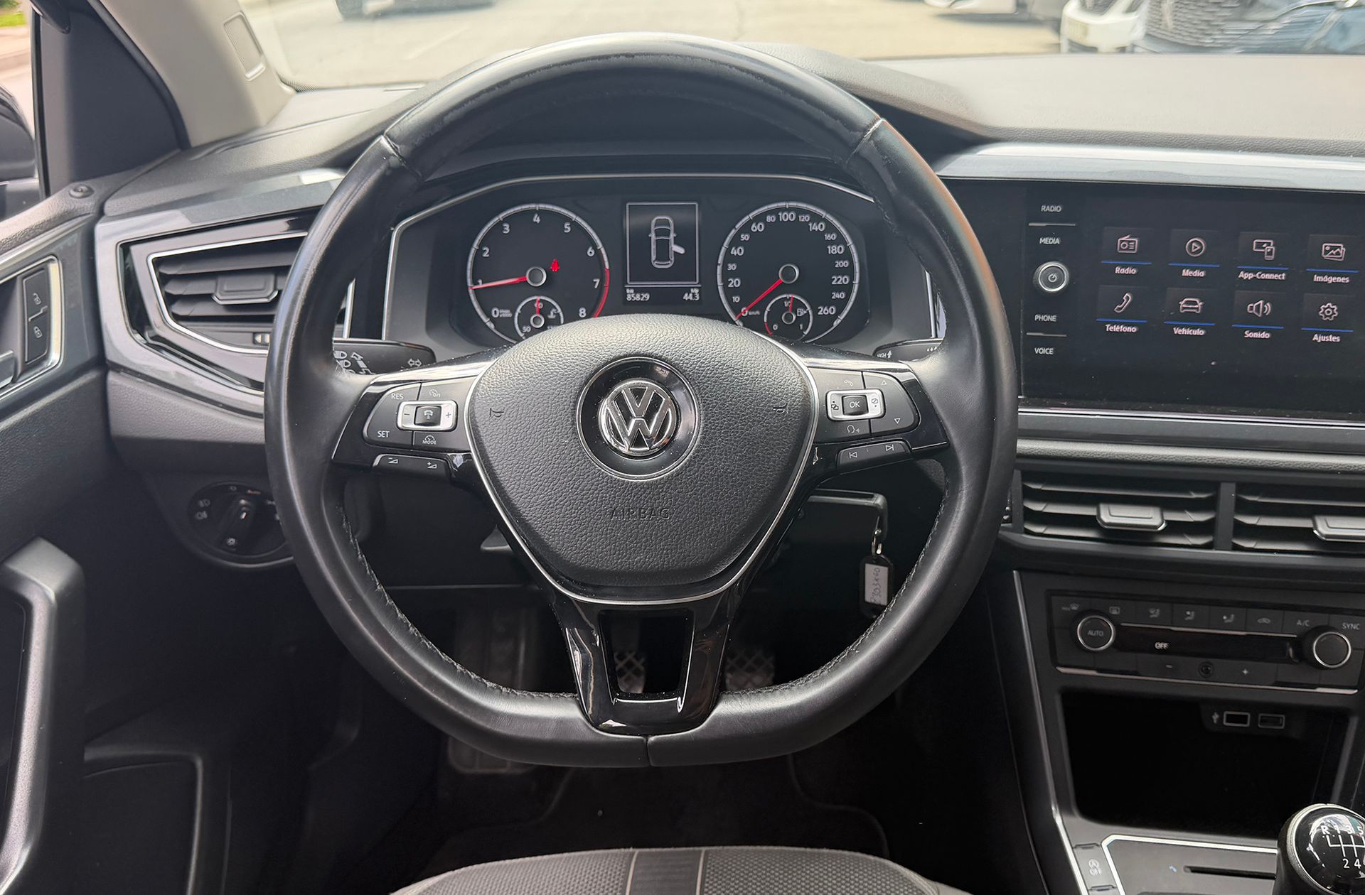 Volkswagen Polo Sport 1.0 TSI - foto 18