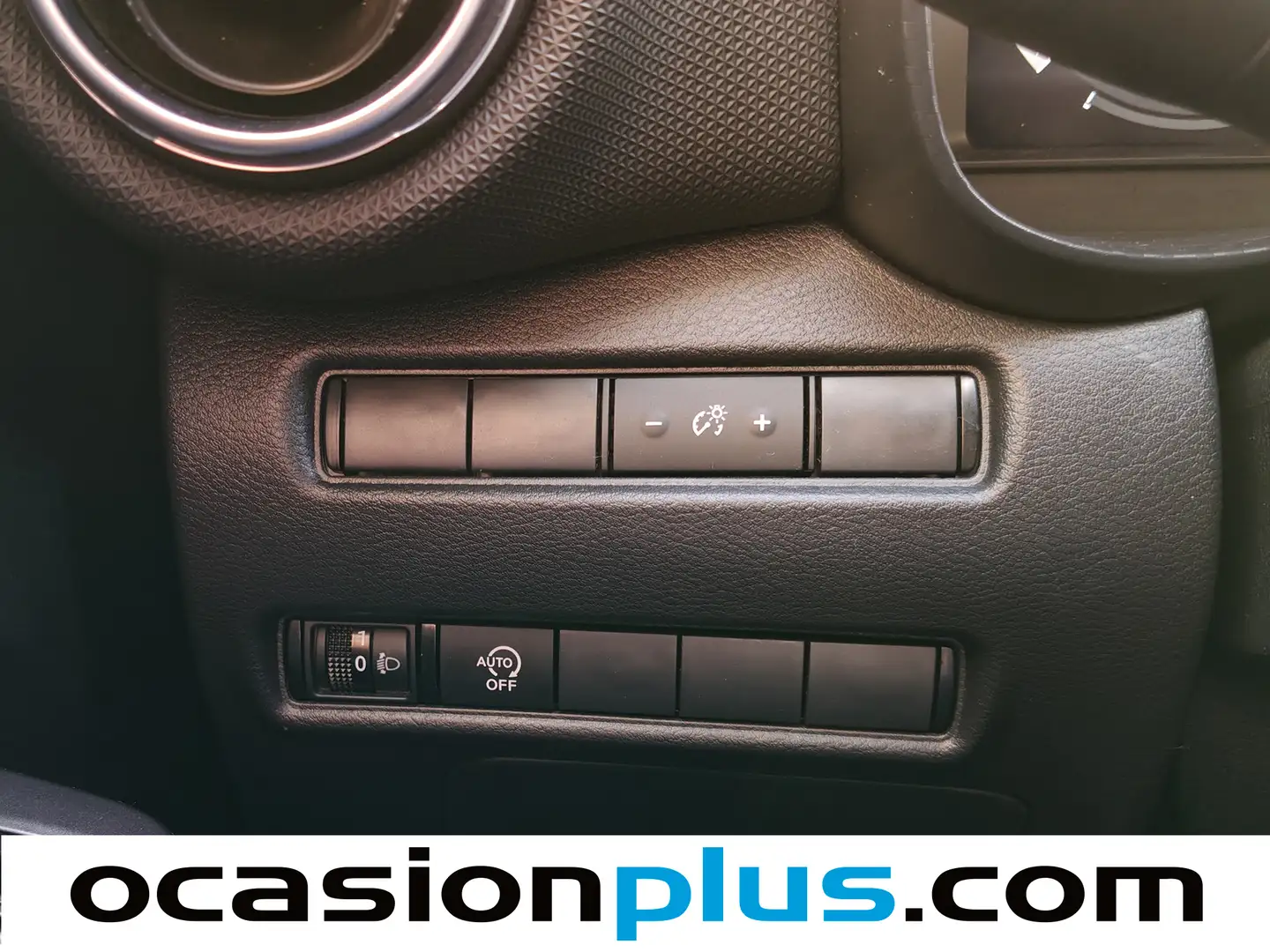 Foto Nissan JUKE Nissan Juke DIG-T N-Connecta 4x2 DCT (114 CV)