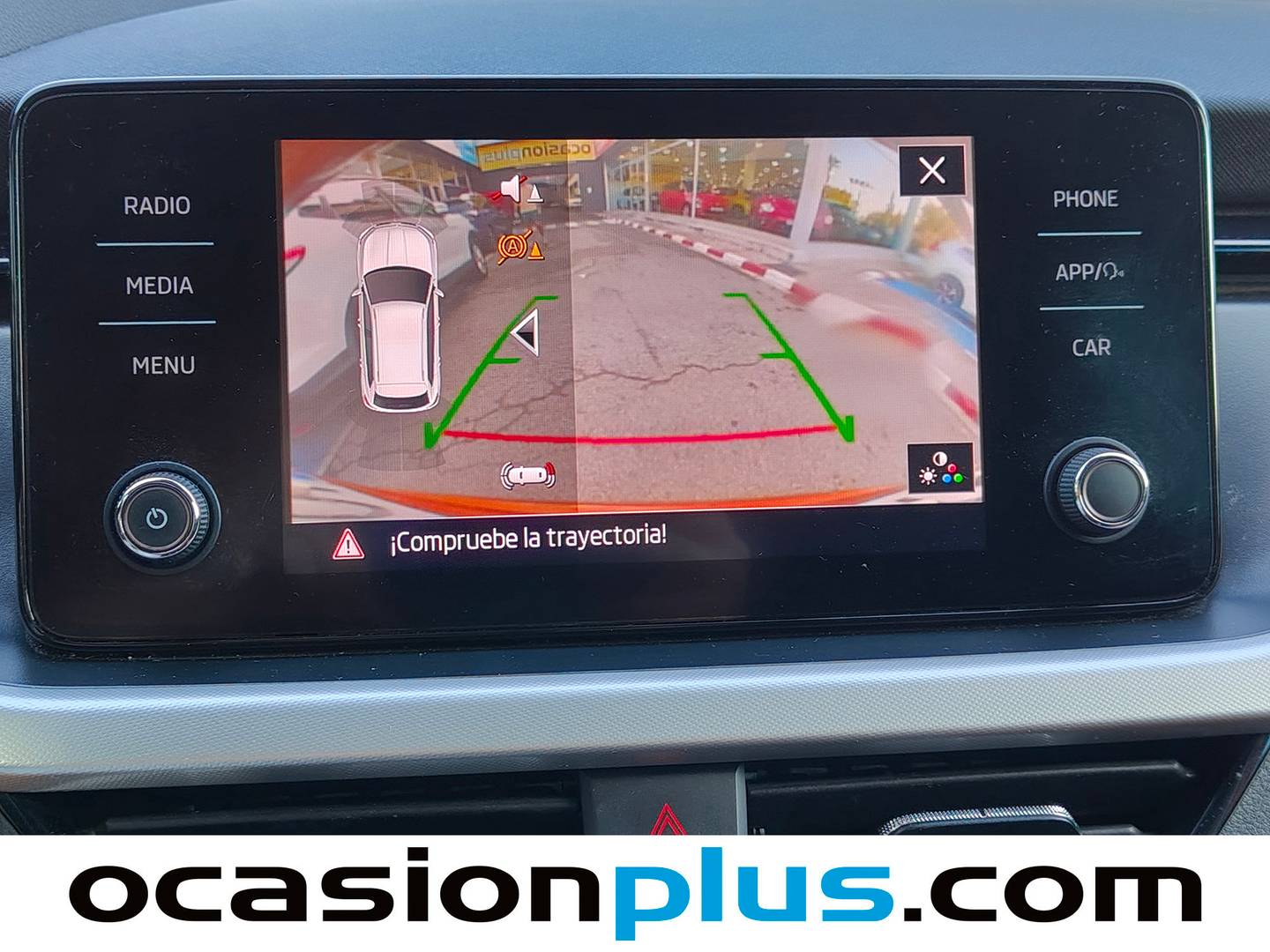 Equipamiento del Skoda Kamiq Skoda Kamiq 1.0 TSI Emotion (110 CV)