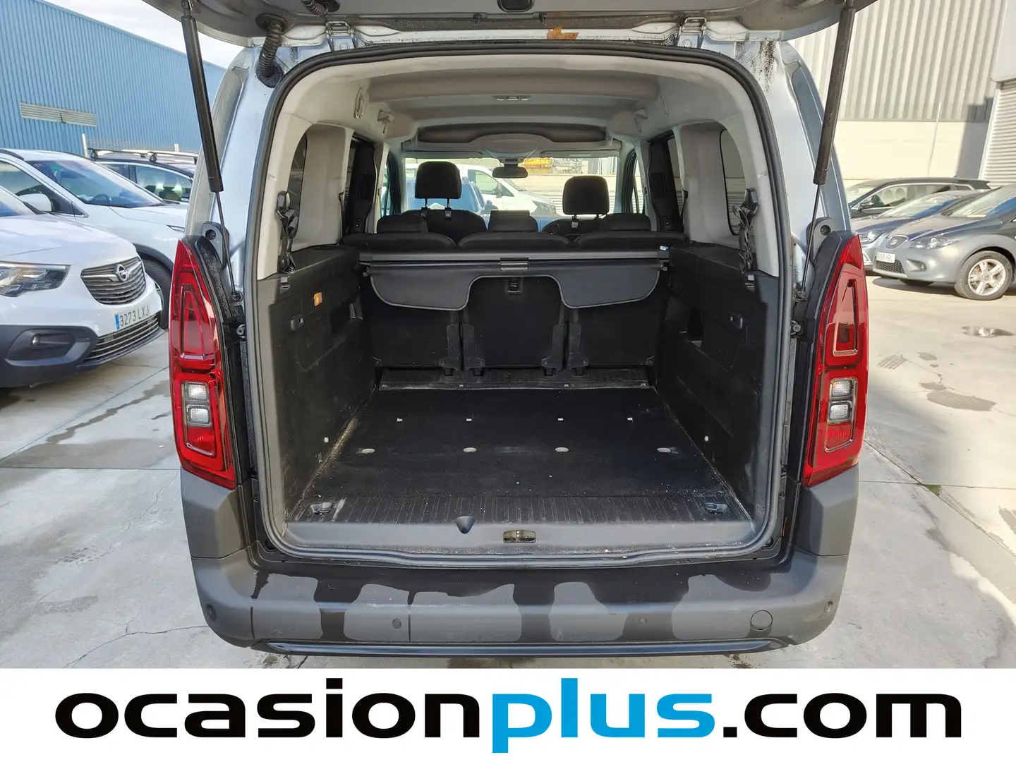 Foto Citroën Berlingo Citroen Berlingo BlueHDi 130 S&S Talla XL Shine (130 CV) 7 Plazas