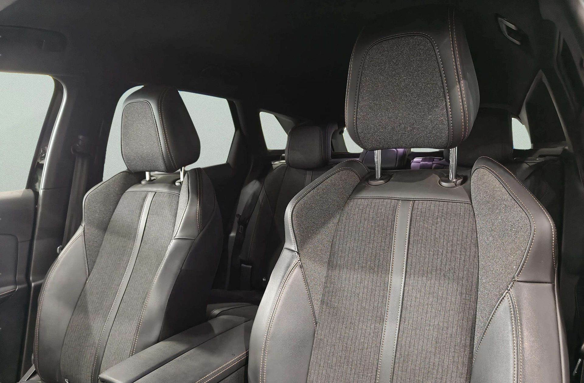 Peugeot 3008 PureTech 130 GT Line - foto 8