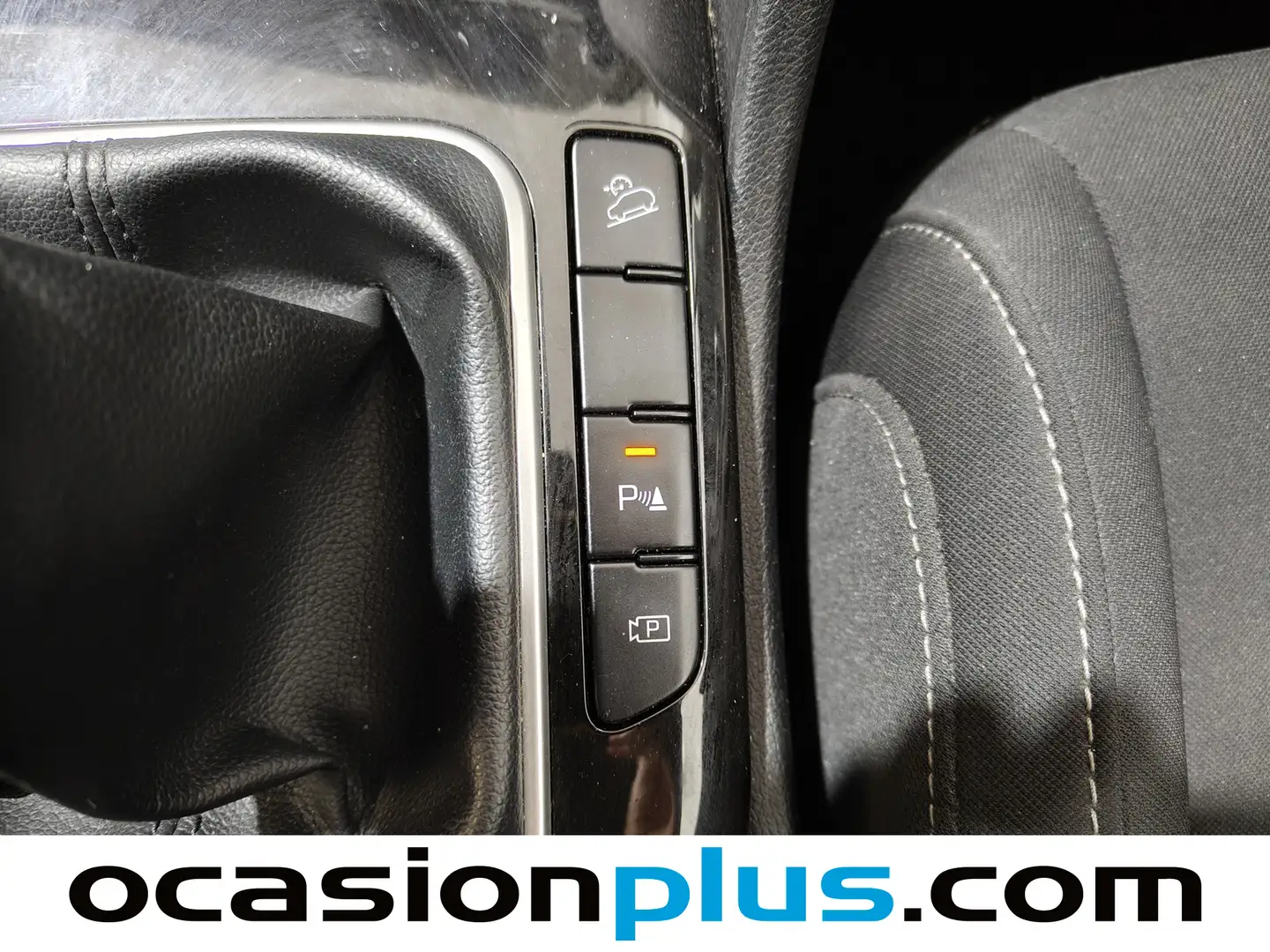 Foto KIA Sportage Kia Sportage 1.6 CRDi MHEV Business 4x2  (136 CV)