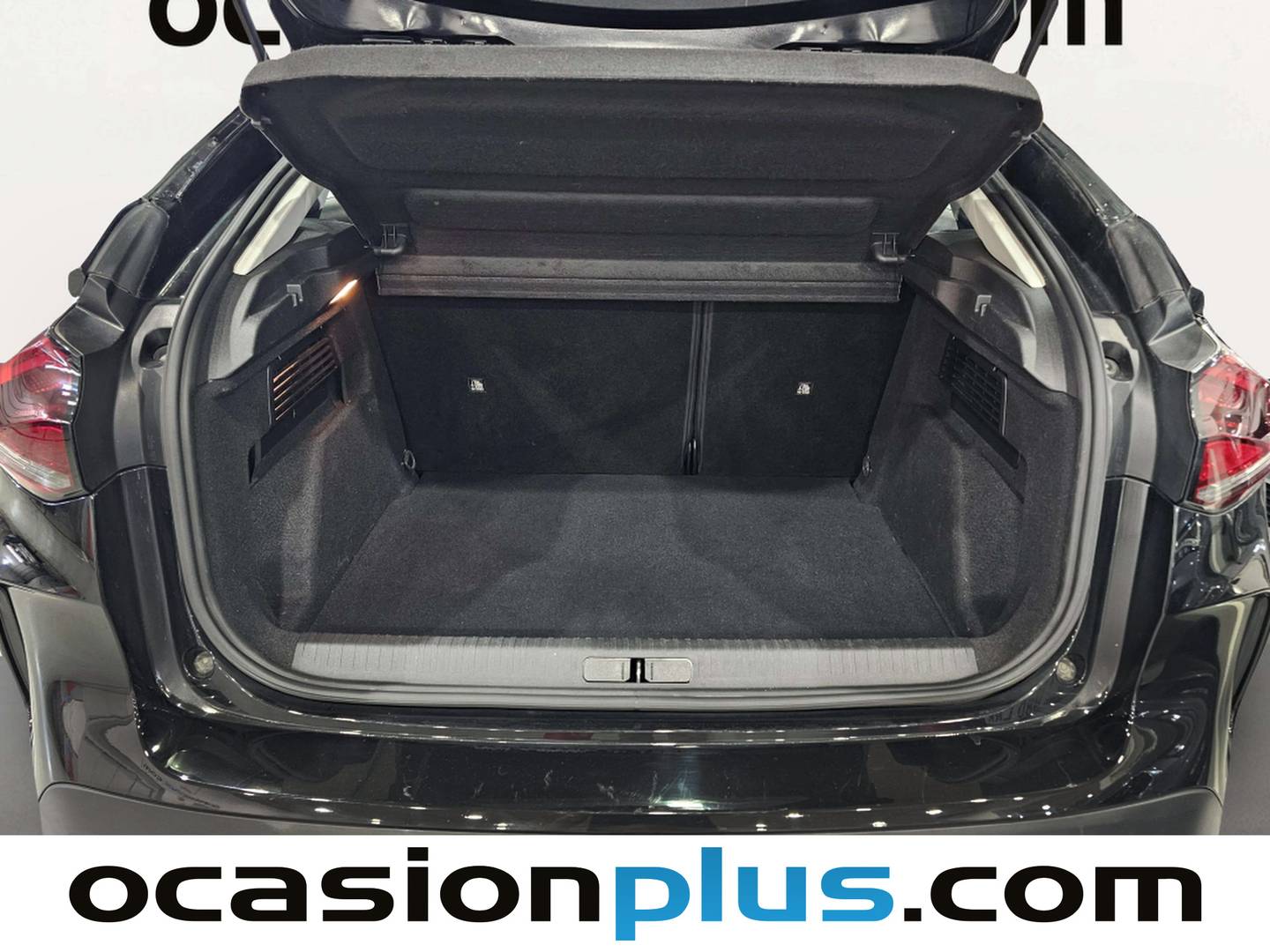 Fotos maletero Citroën C4 Citroën C4 BlueHDi 110 S&S Live Pack (110 CV)