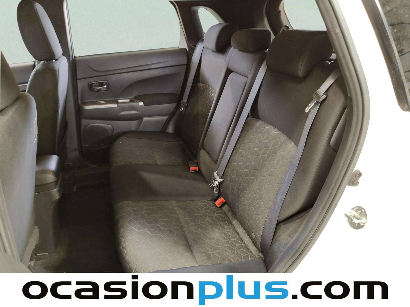 Foto asientos traseros Mitsubishi ASX Mitsubishi ASX 200 MPI Motion CVT  (150 CV)