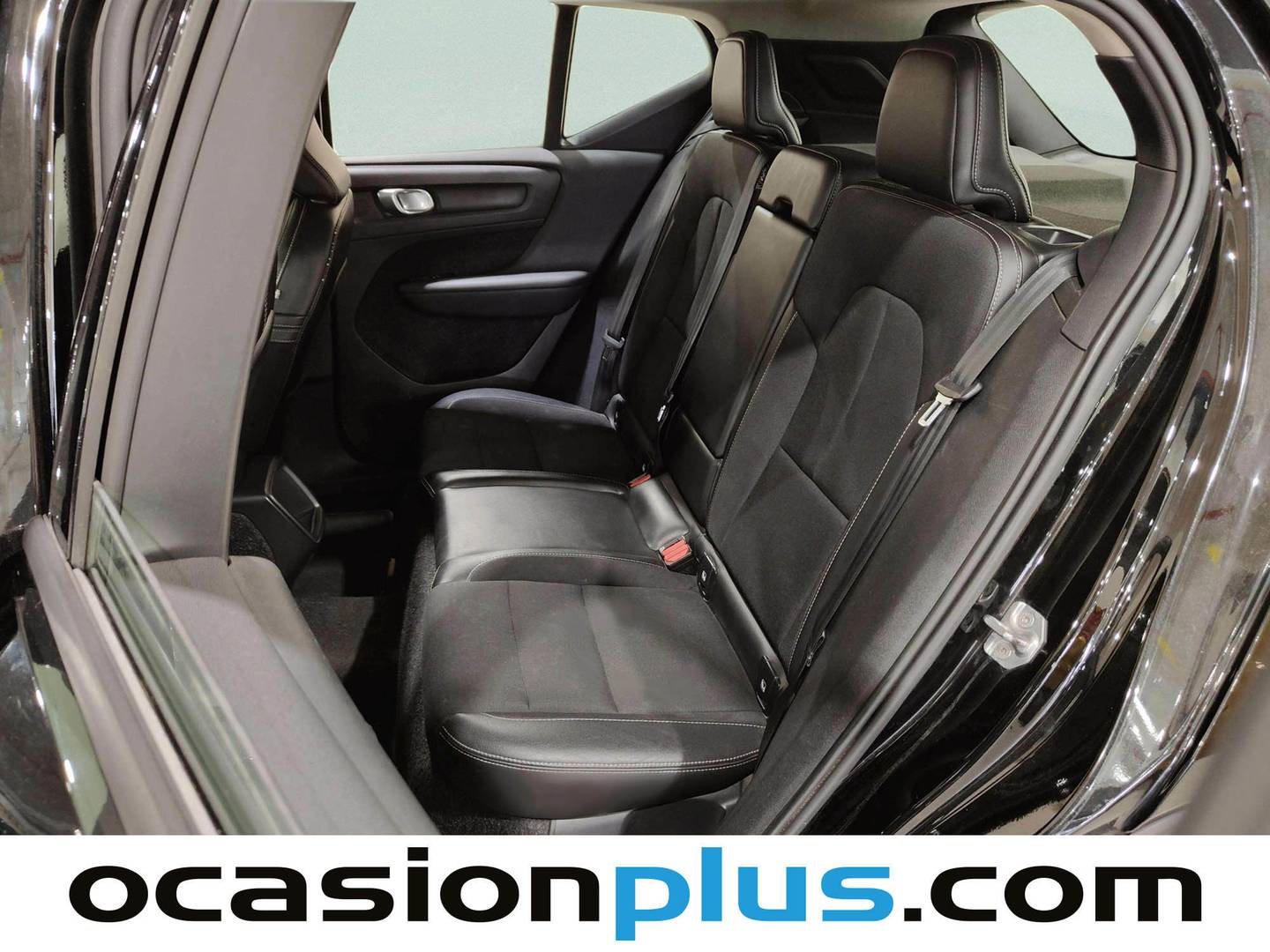Foto asientos traseros Volvo XC40 Volvo XC40 T4 Momentum Auto (190 CV)