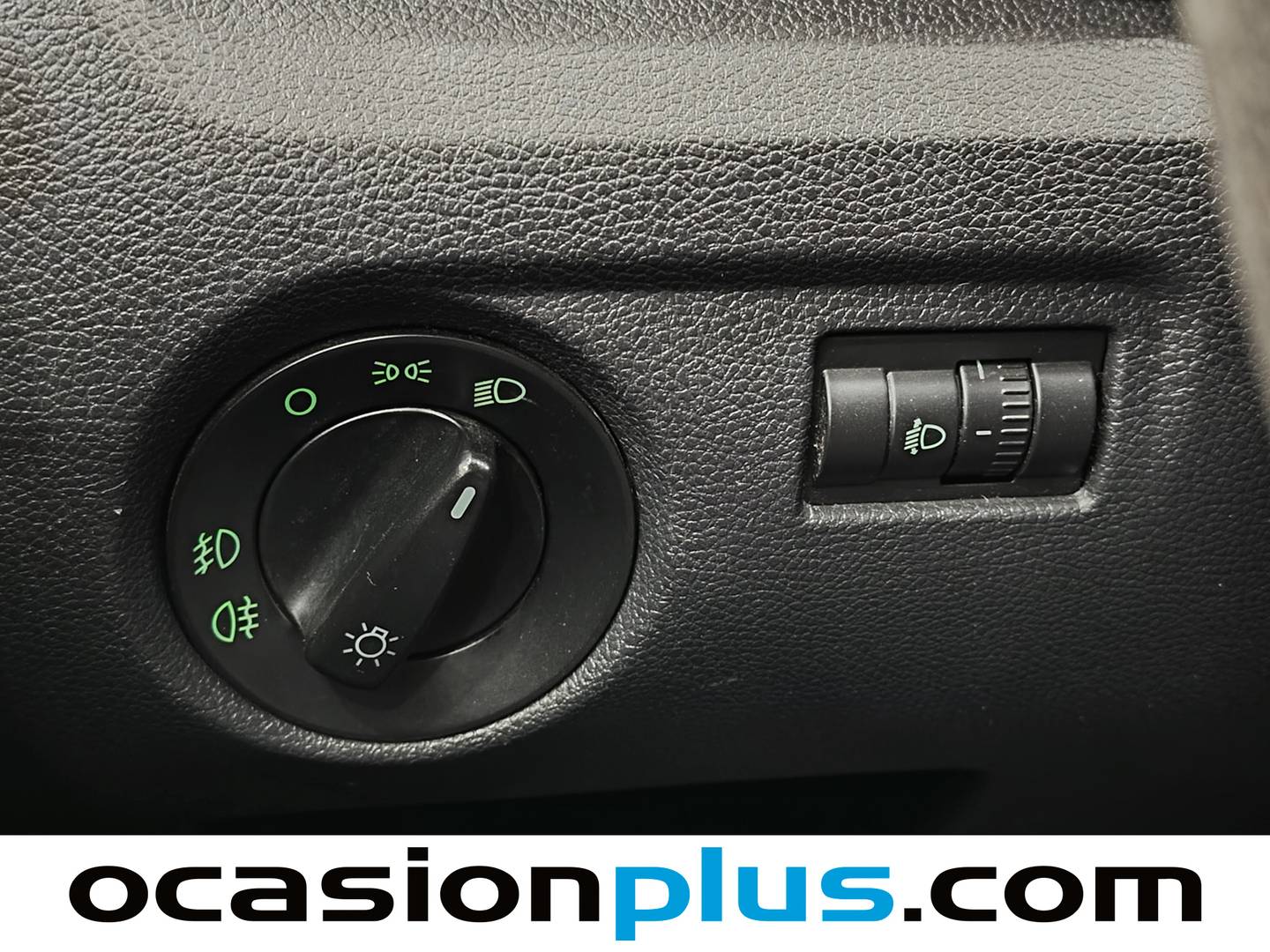 Extras y acabados del Skoda Fabia Skoda Fabia 1.2 Young (60 CV)