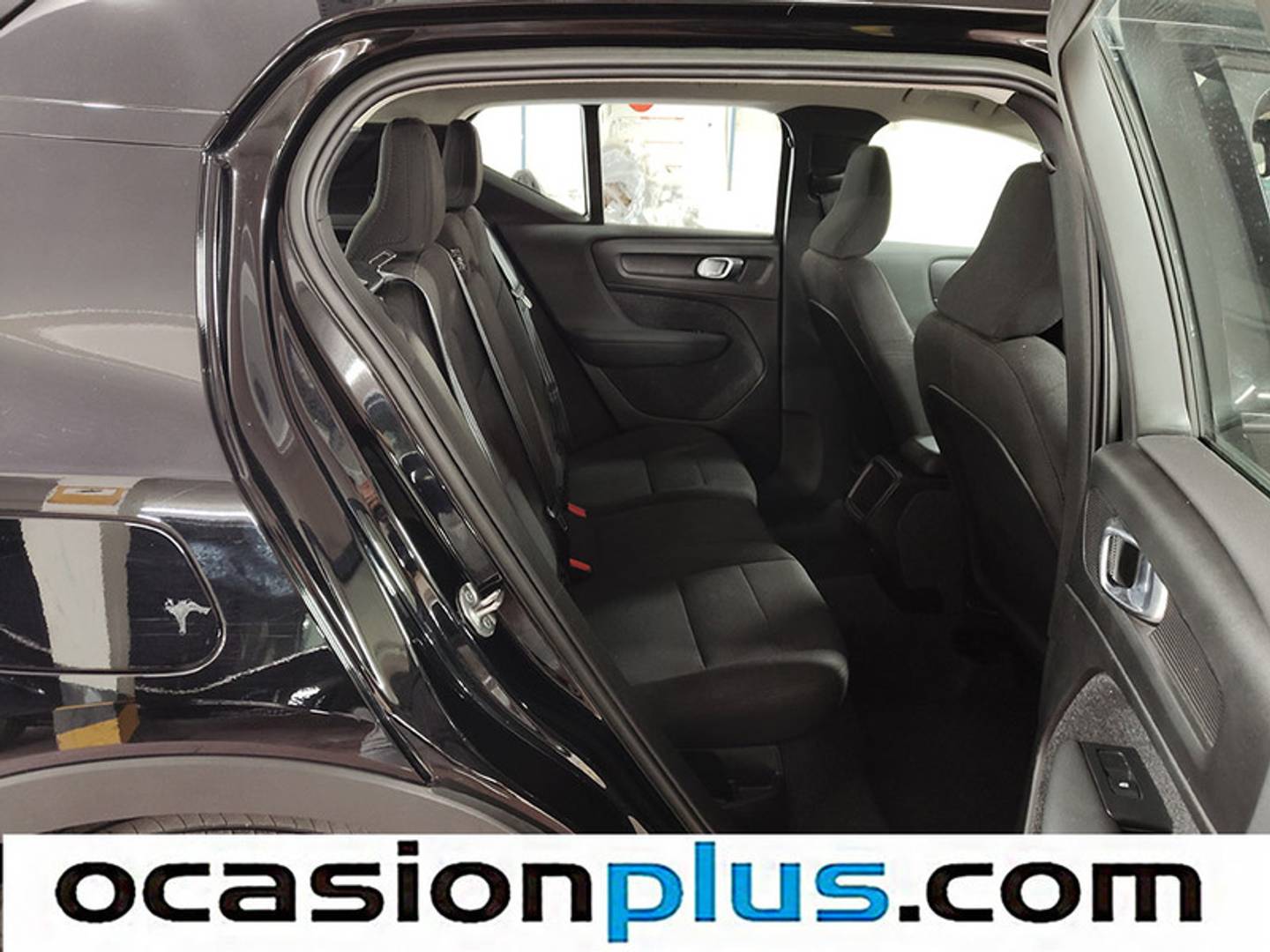 Foto Volvo XC40 Volvo XC40 T2 Essential (129 CV)