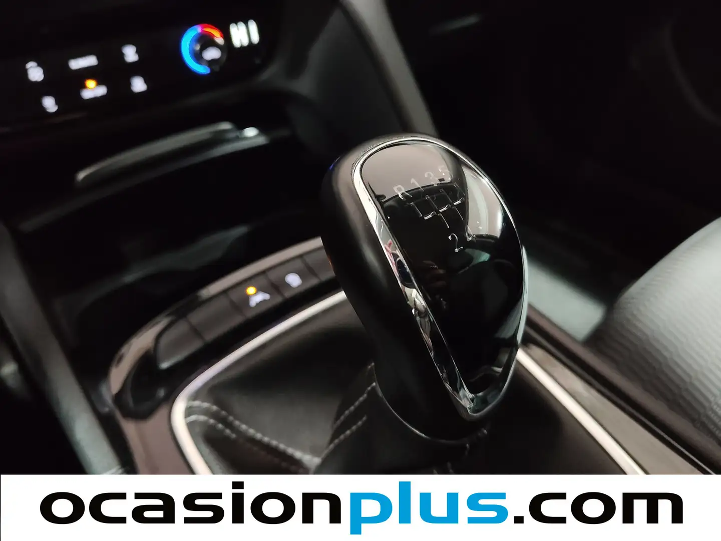 Foto Opel Insignia Opel Insignia Sports Tourer 1.6 CDTI D Innovation (136 CV)