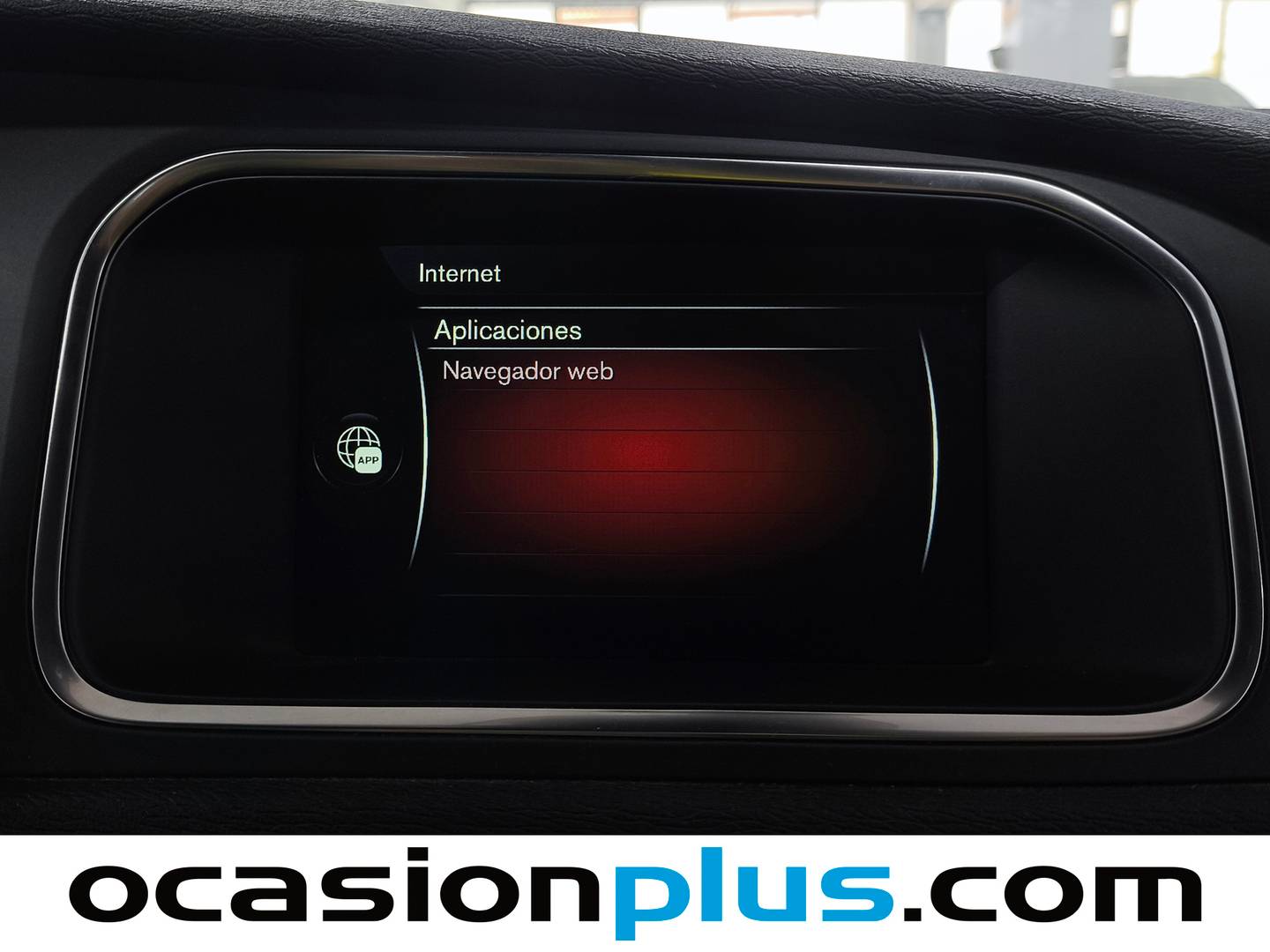 Equipamiento del Volvo V40 Volvo V40 2.0 D3 Momentum Auto (150 CV)