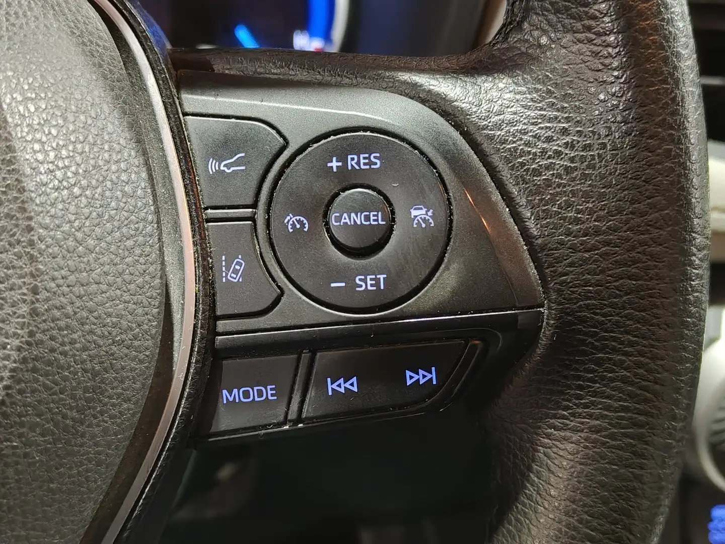 Foto Toyota Rav4 Toyota Rav4 2.5l hybrid Luxury (218 CV)