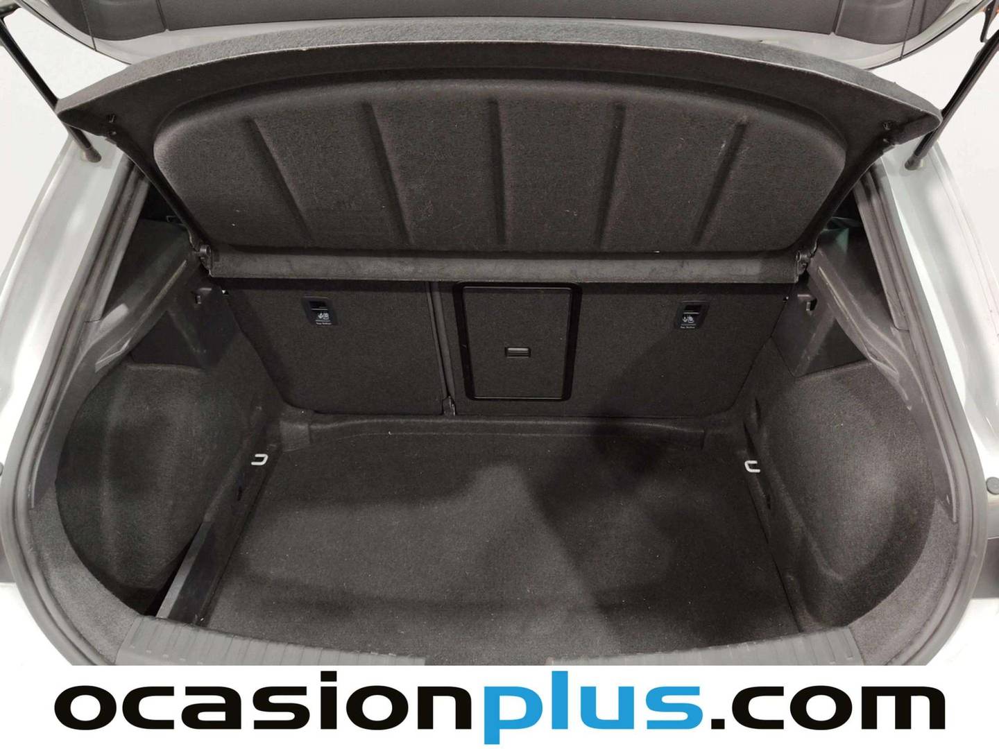 Fotos maletero Seat León Seat León 1.5 TSI S&S FR Go L (150 CV)