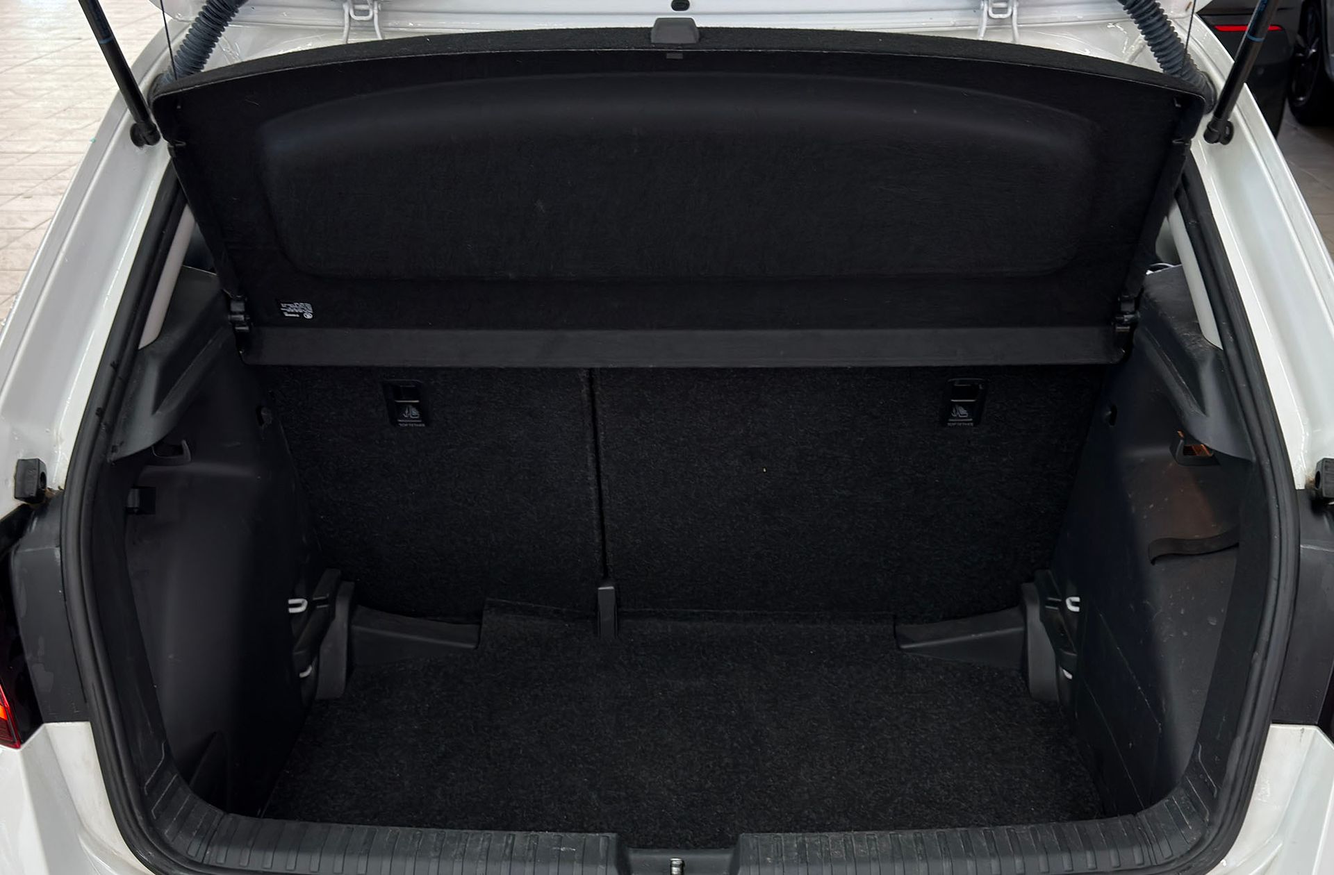 Škoda Fabia 1.0 TSI Ambition - foto 18