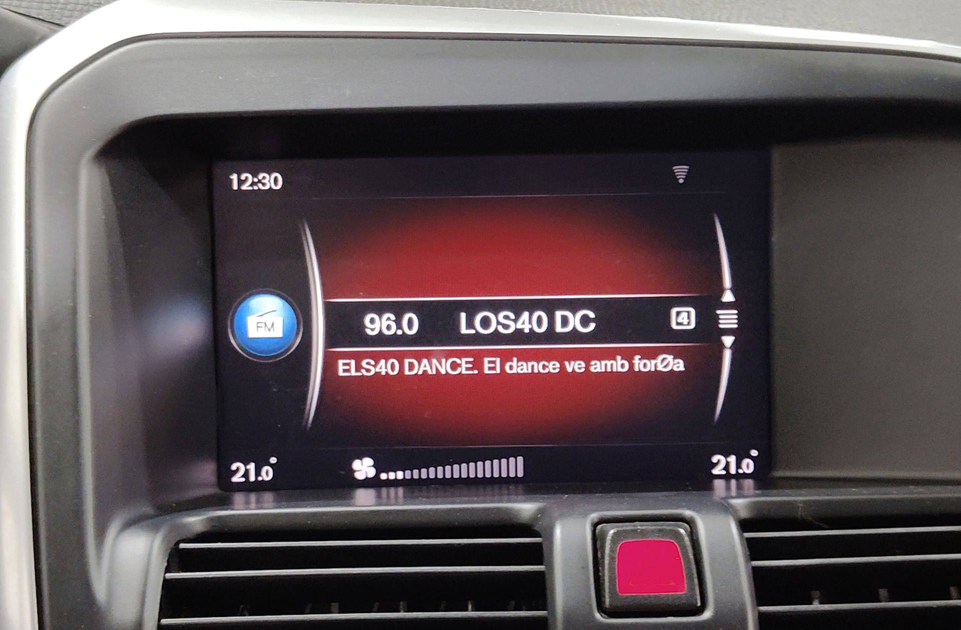 Volvo XC60 D3 Kinetic - foto 34