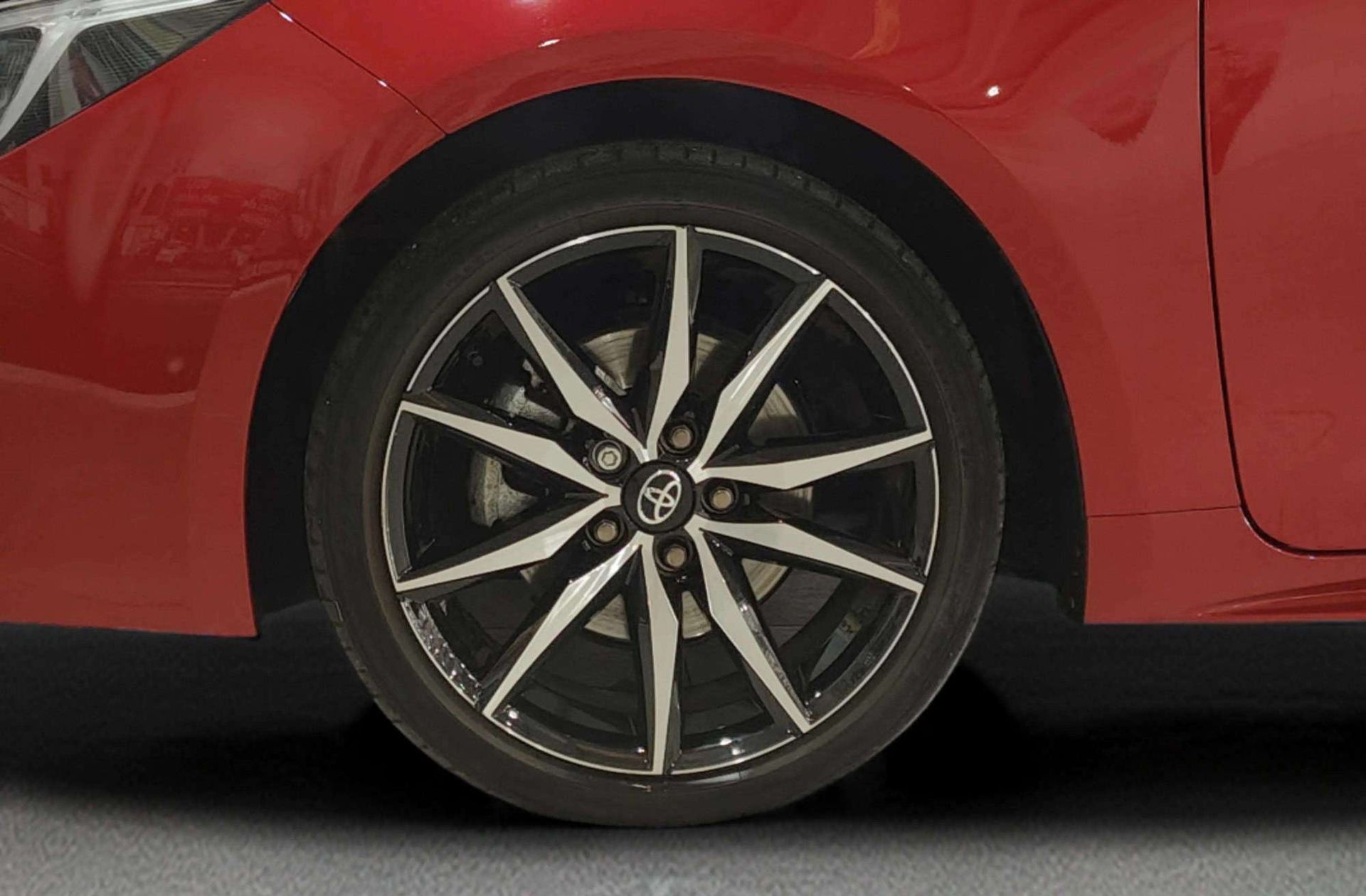 Toyota Corolla 200H Touring Sports GR-Sport - foto 39