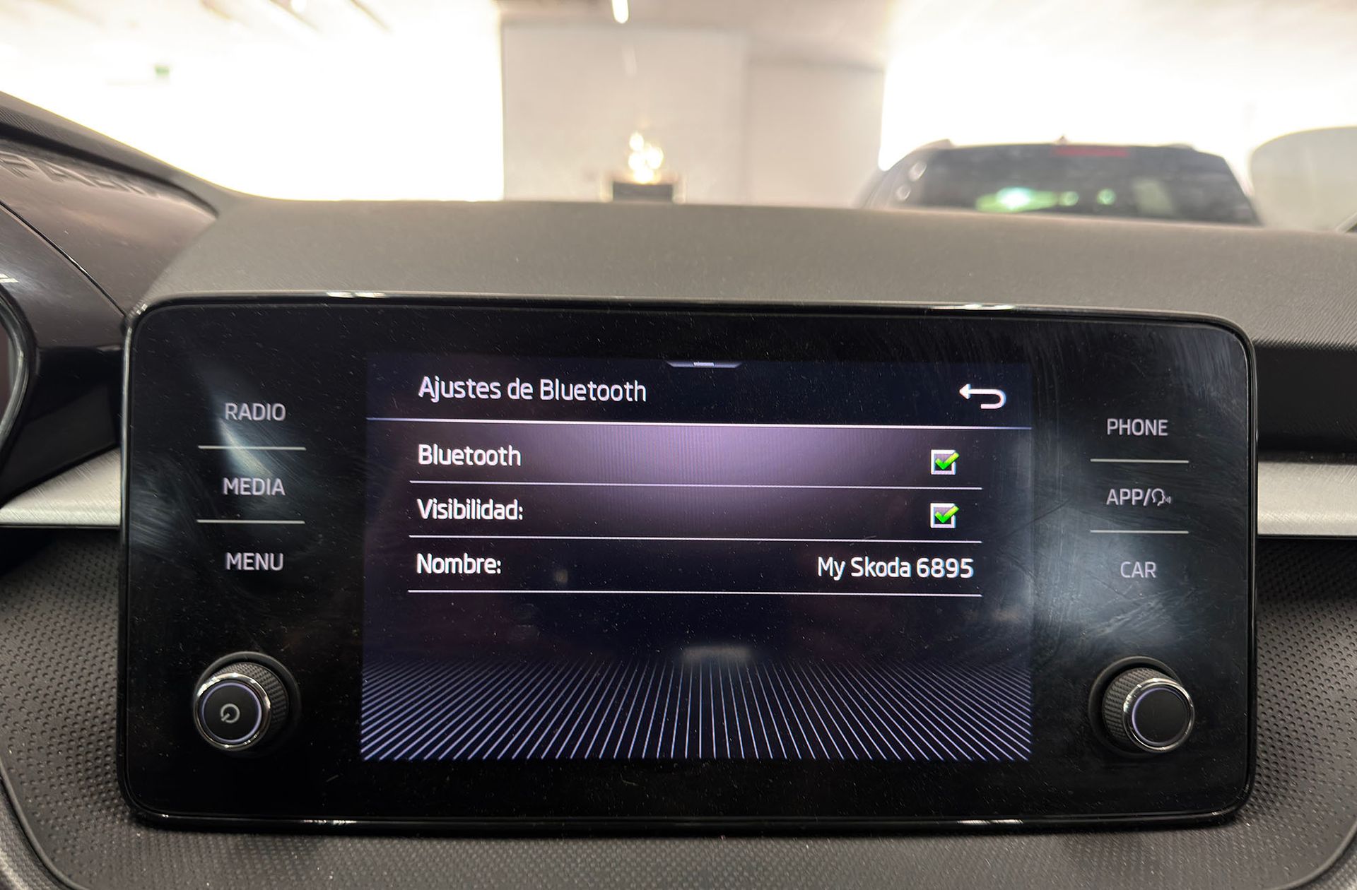 Škoda Fabia 1.0 TSI Ambition - foto 32