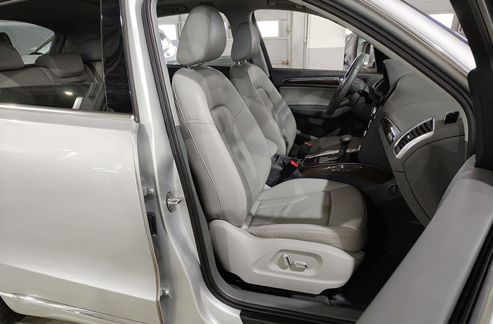 Audi Q5 Ambition 2.0 TFSI quattro tiptronic - foto 26
