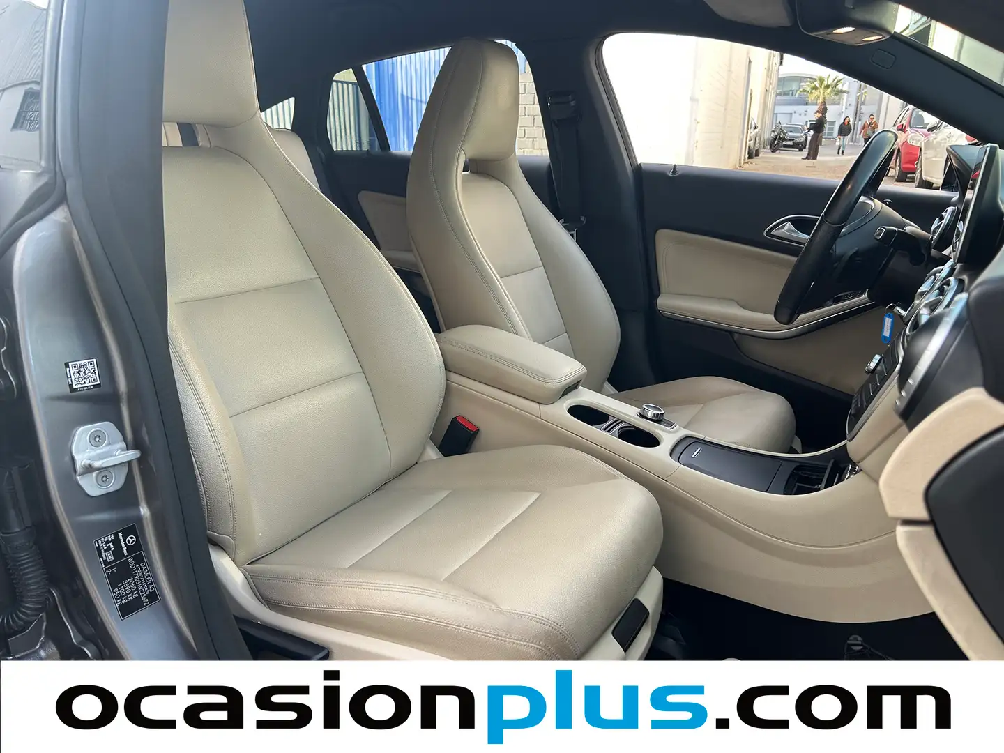 Foto Mercedes CLA Mercedes-Benz CLA Shooting Brake CLA 220 d Urban  (177 CV)