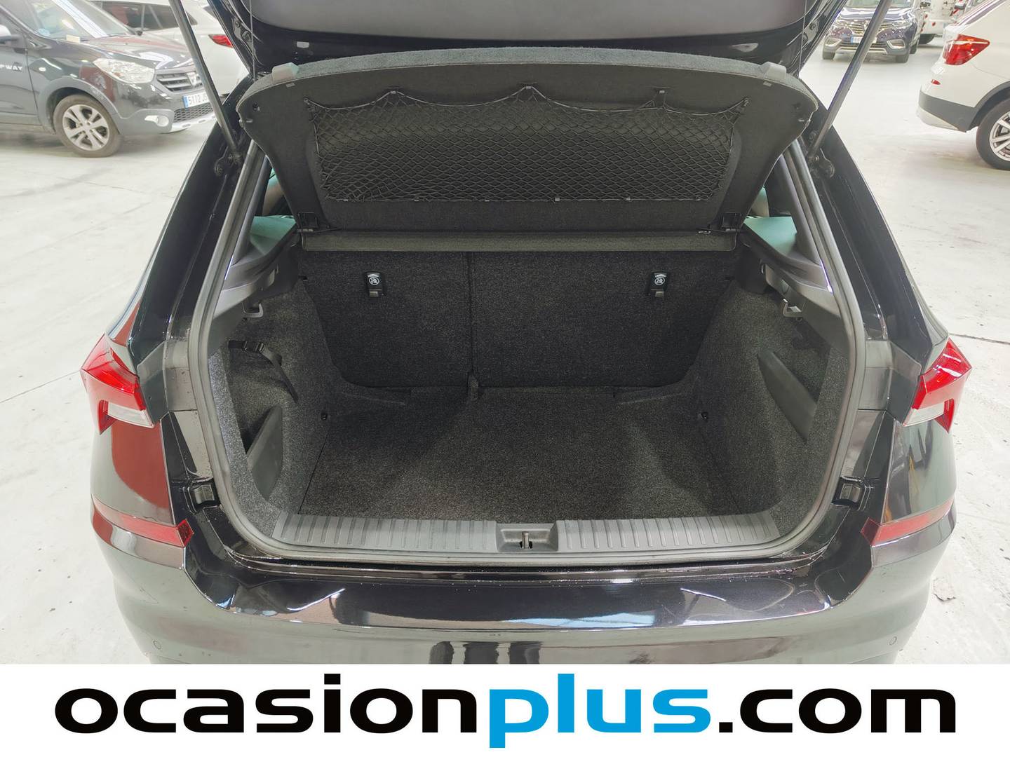 Fotos maletero Skoda Kamiq Skoda Kamiq 1.5 TSI Monte Carlo (150 CV)