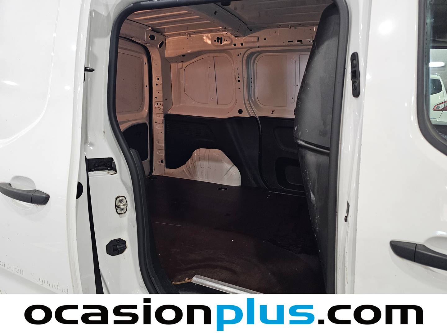 Foto Peugeot Partner Peugeot Partner Furgon BlueHDi 100 S&S Premium Standard 600kg  (98 CV)