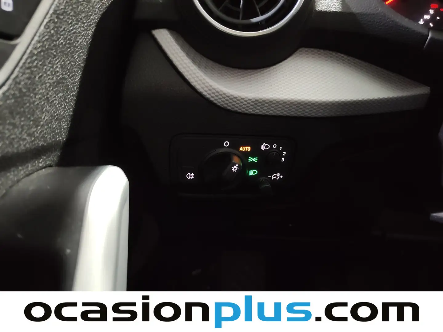 Foto Audi Q2 Audi Q2 Advanced 30 TDI (116 CV) S tronic