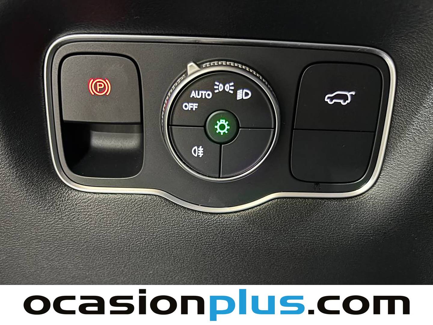 EBRO S800 EBRO S800 1.6 TGDI Luxury DCT (147 CV) 7 Plazas 147cv